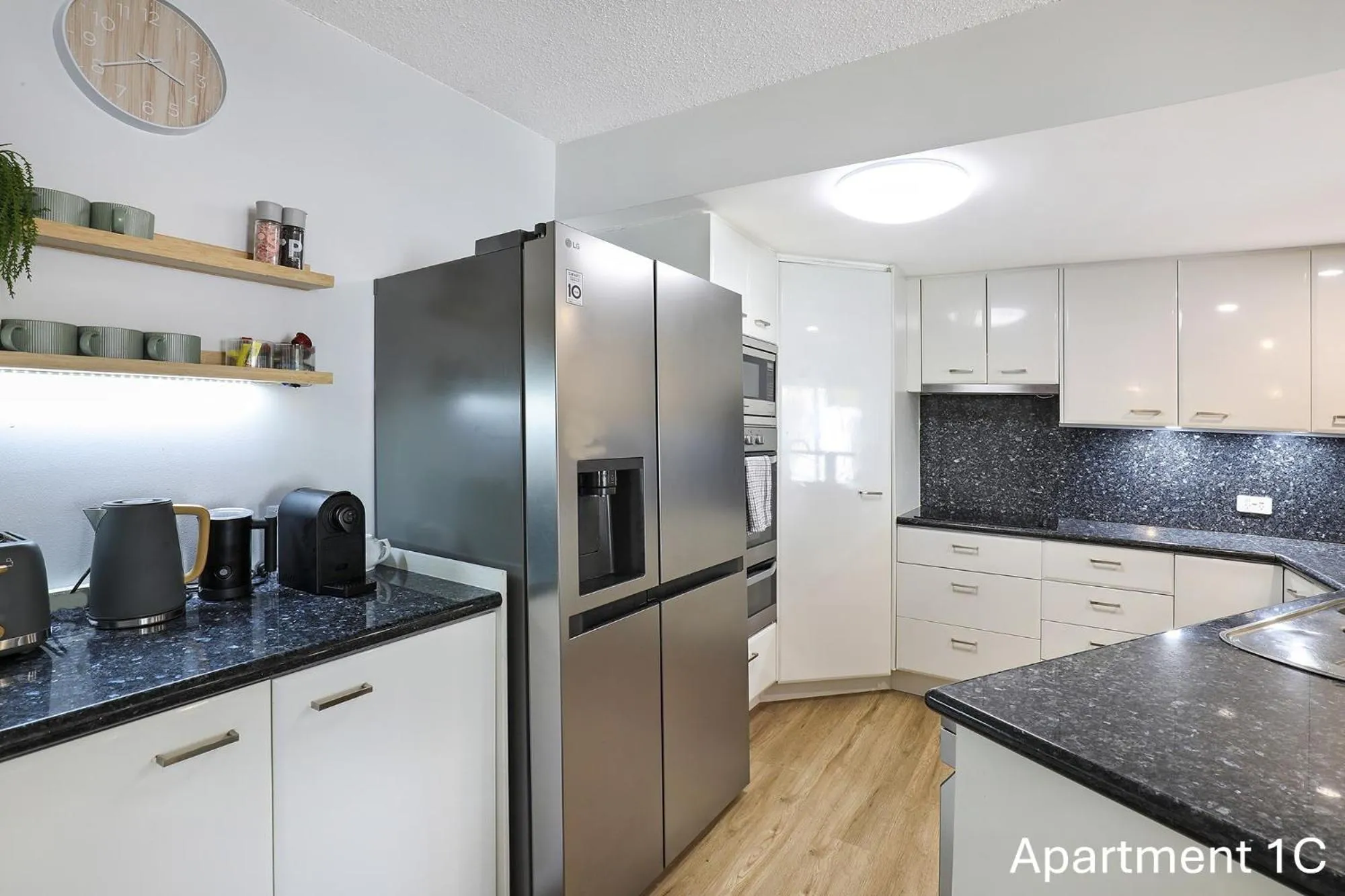 Beachside Resort Kawana Waters