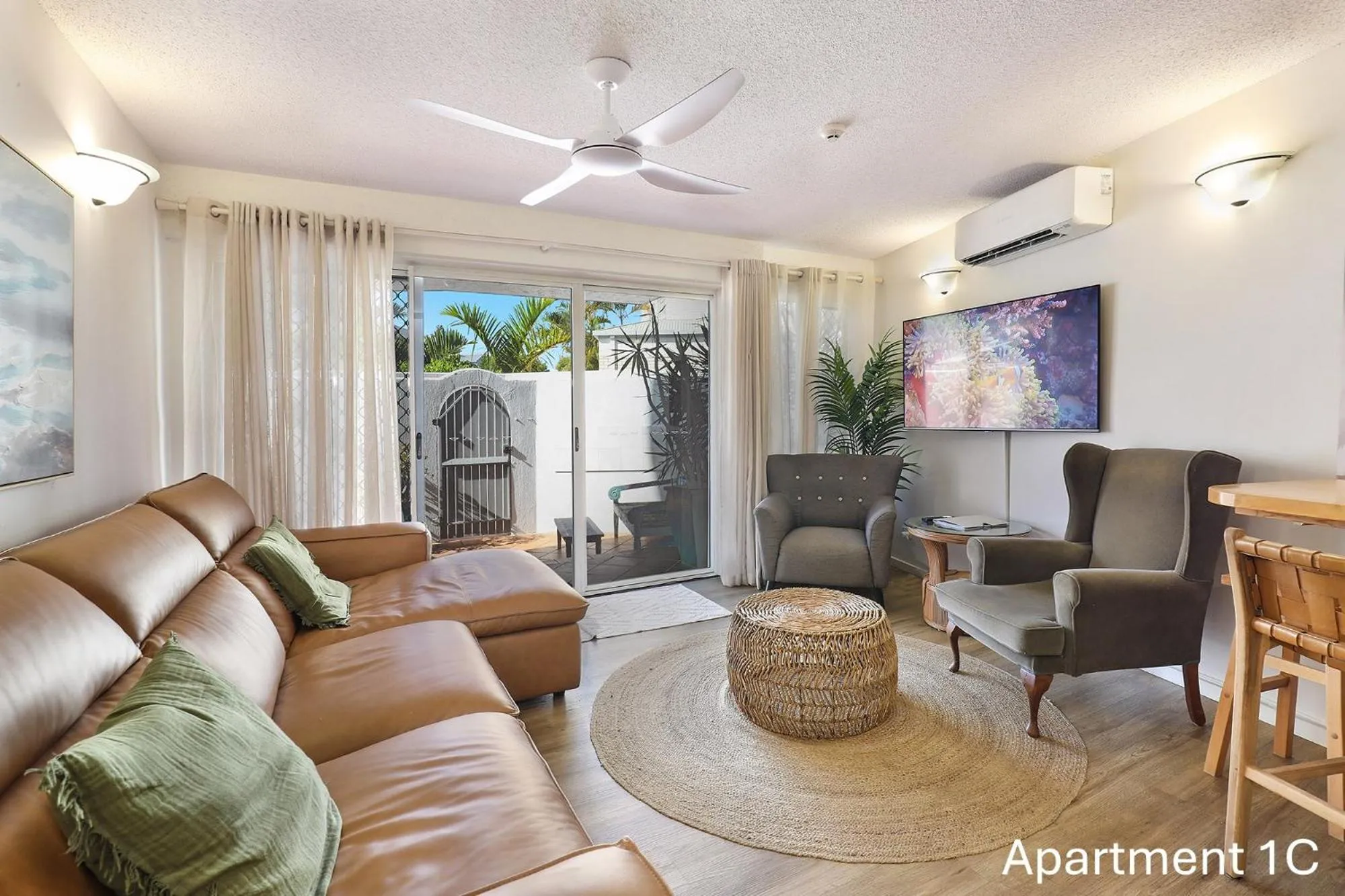 Beachside Resort Kawana Waters