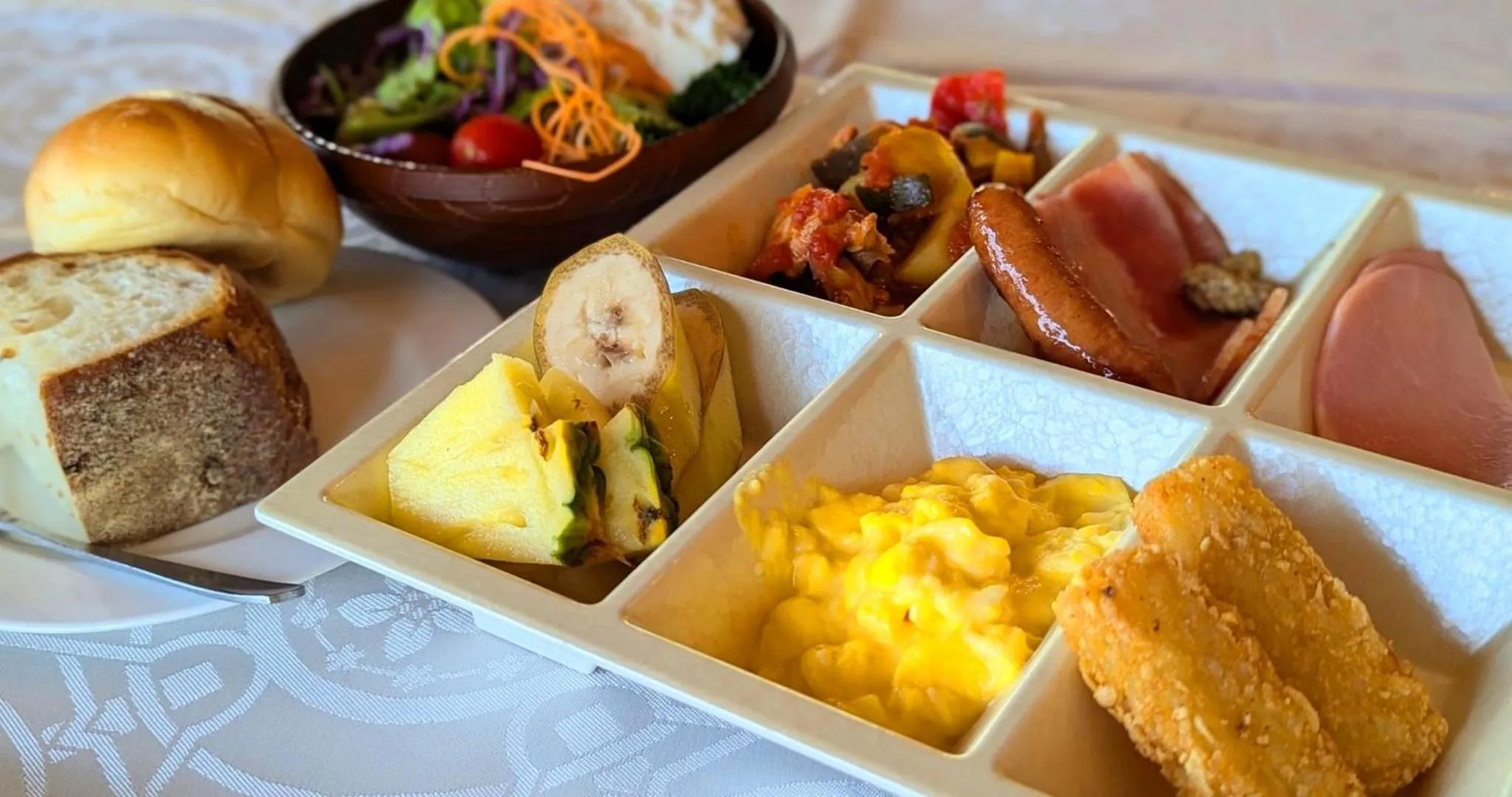 Breakfast in Villa the Club Karuizawa