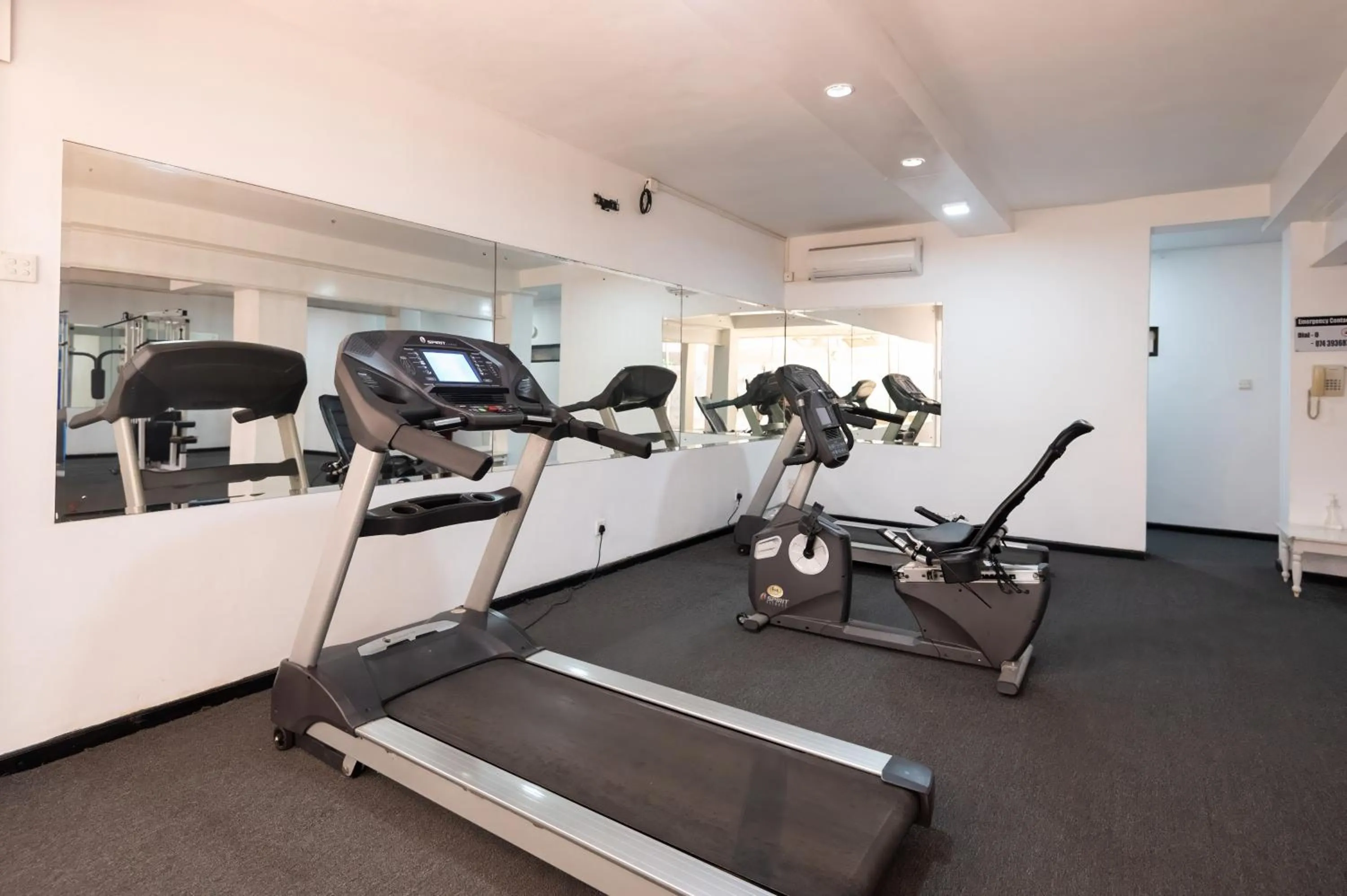 Fitness centre/facilities in The Palms