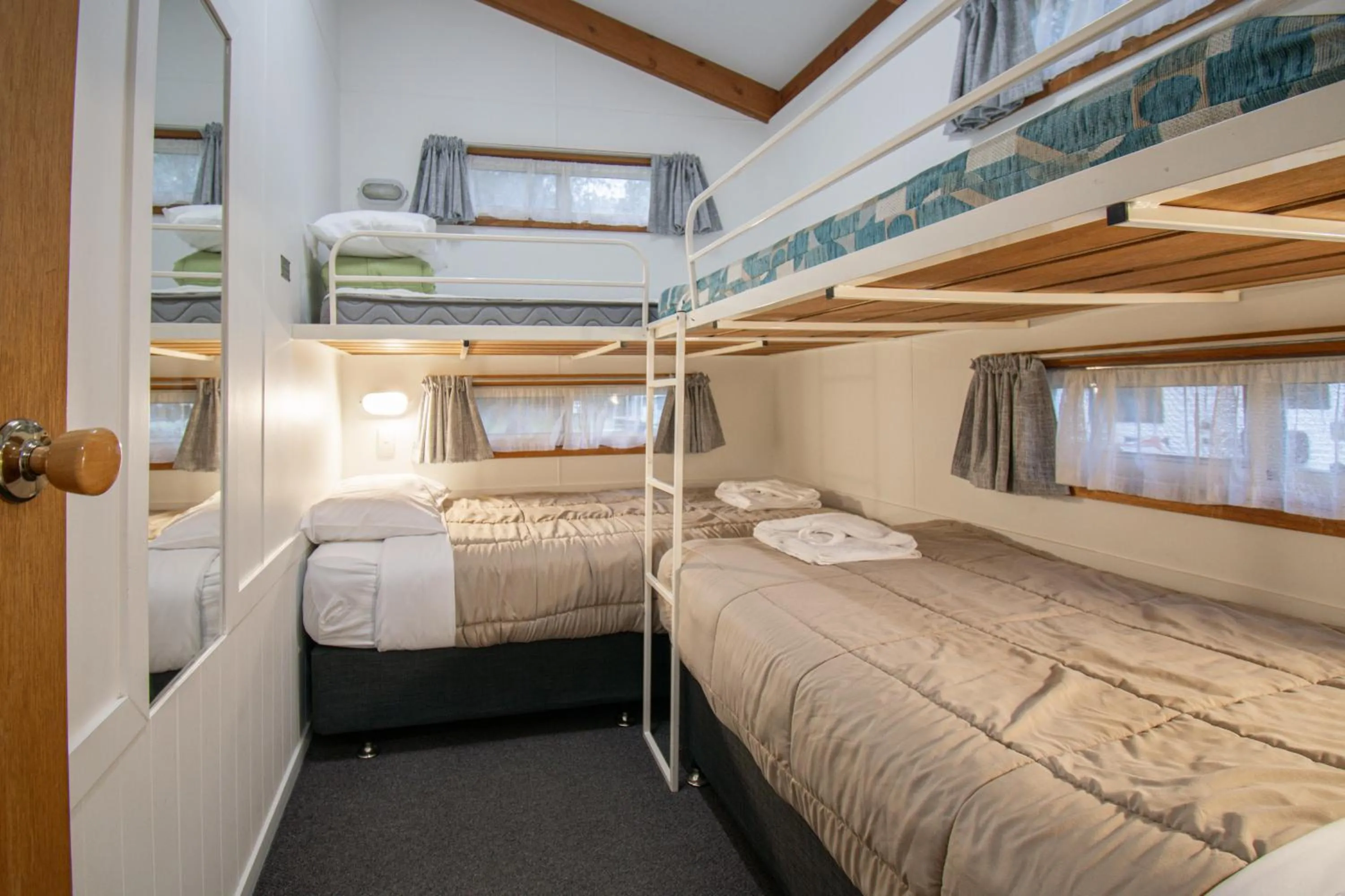 BIG4 Tiny Away Escape at Seymour Riverside