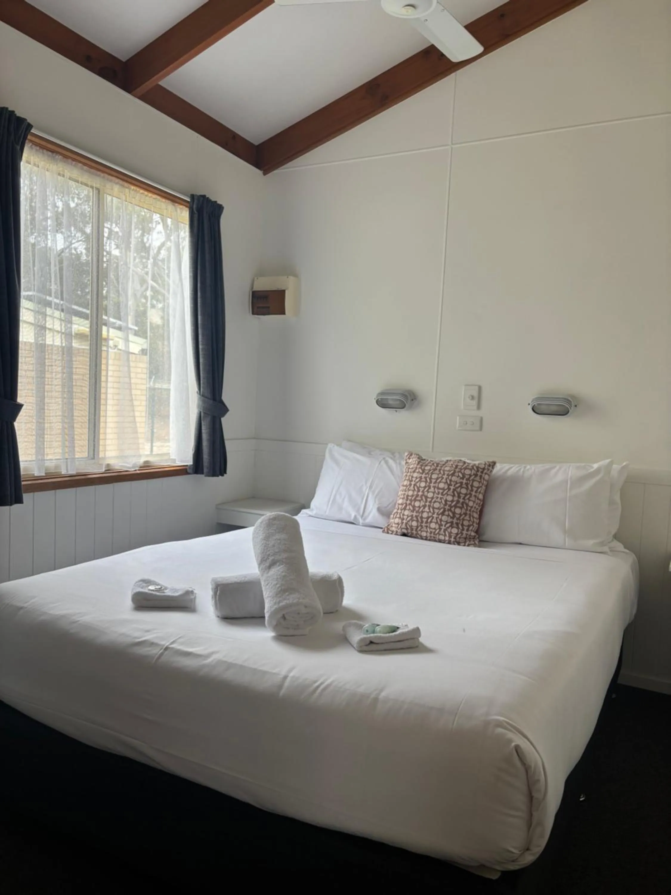 BIG4 Tiny Away Escape at Seymour Riverside