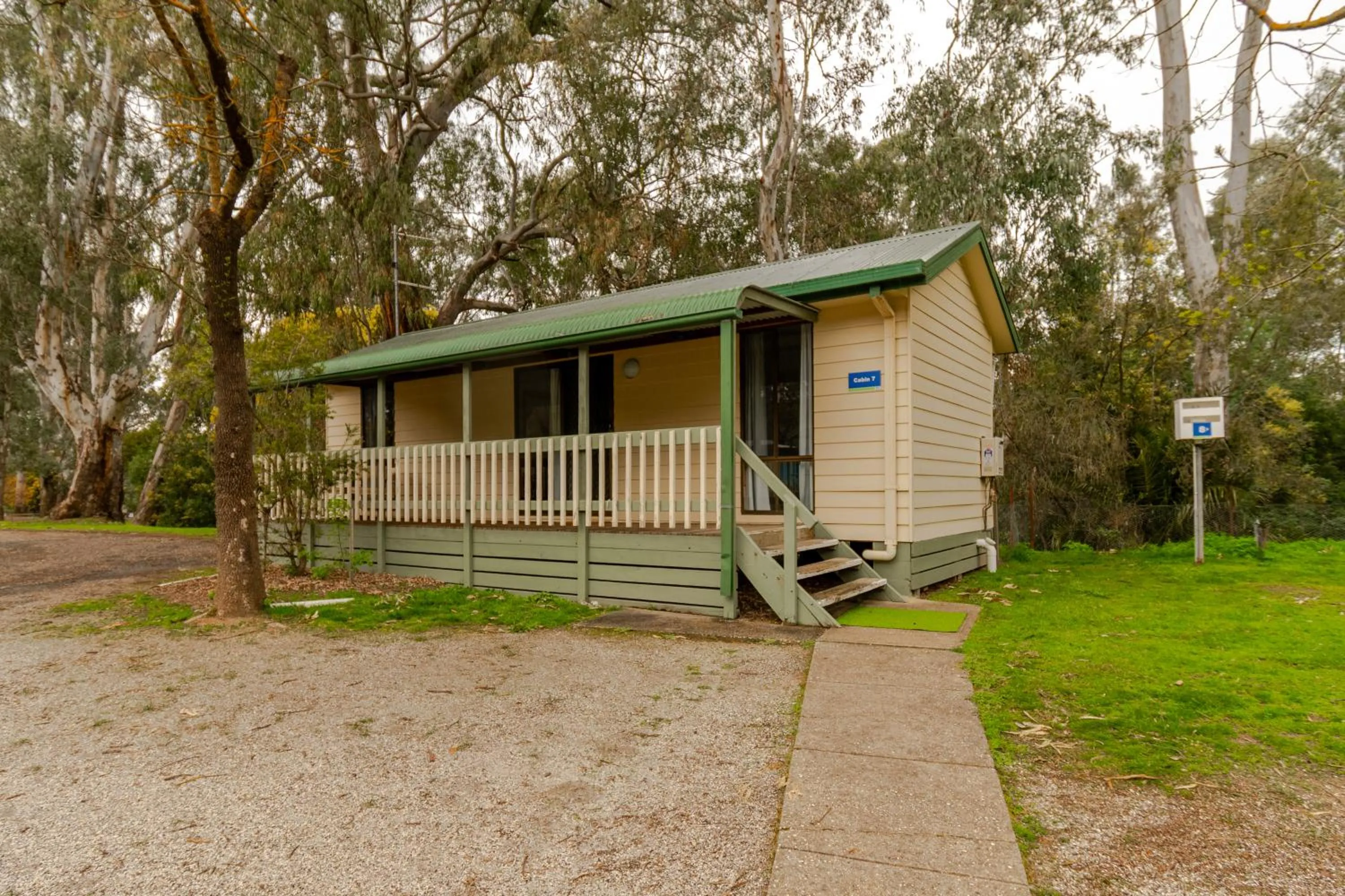 BIG4 Tiny Away Escape at Seymour Riverside