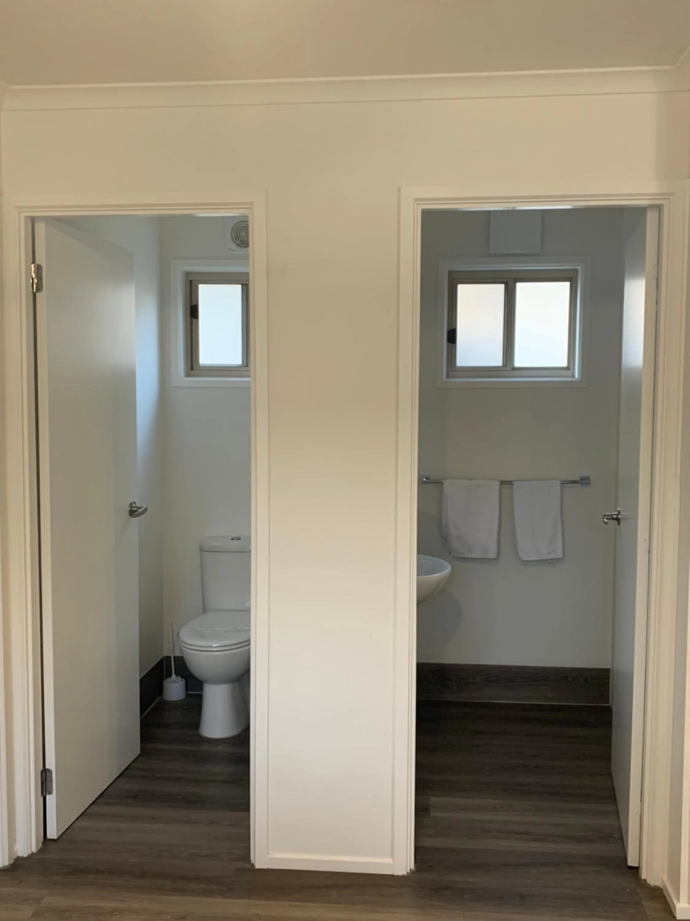 BIG4 Tiny Away Escape at Seymour Riverside