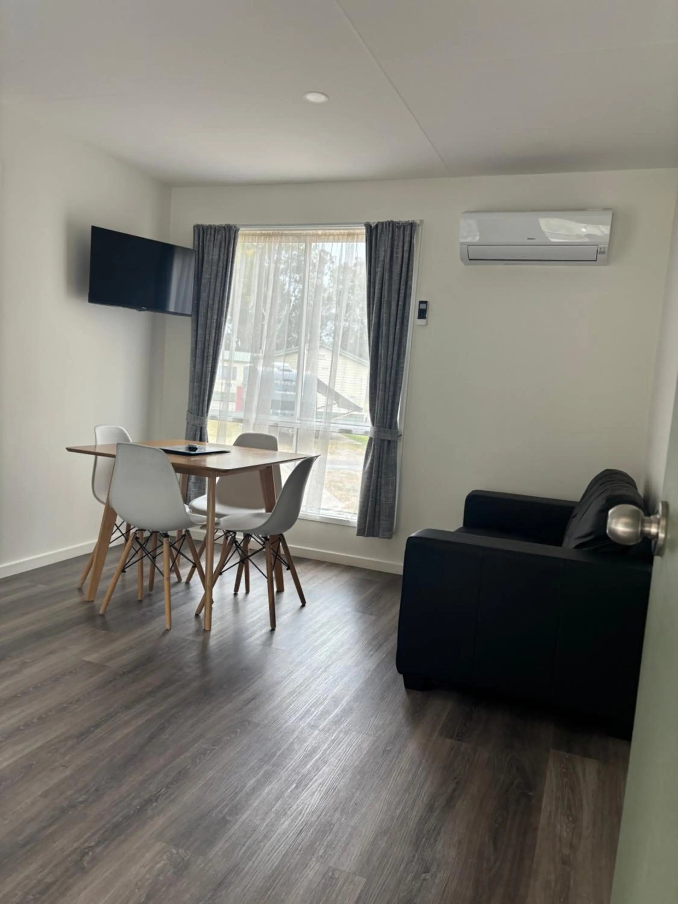 BIG4 Tiny Away Escape at Seymour Riverside