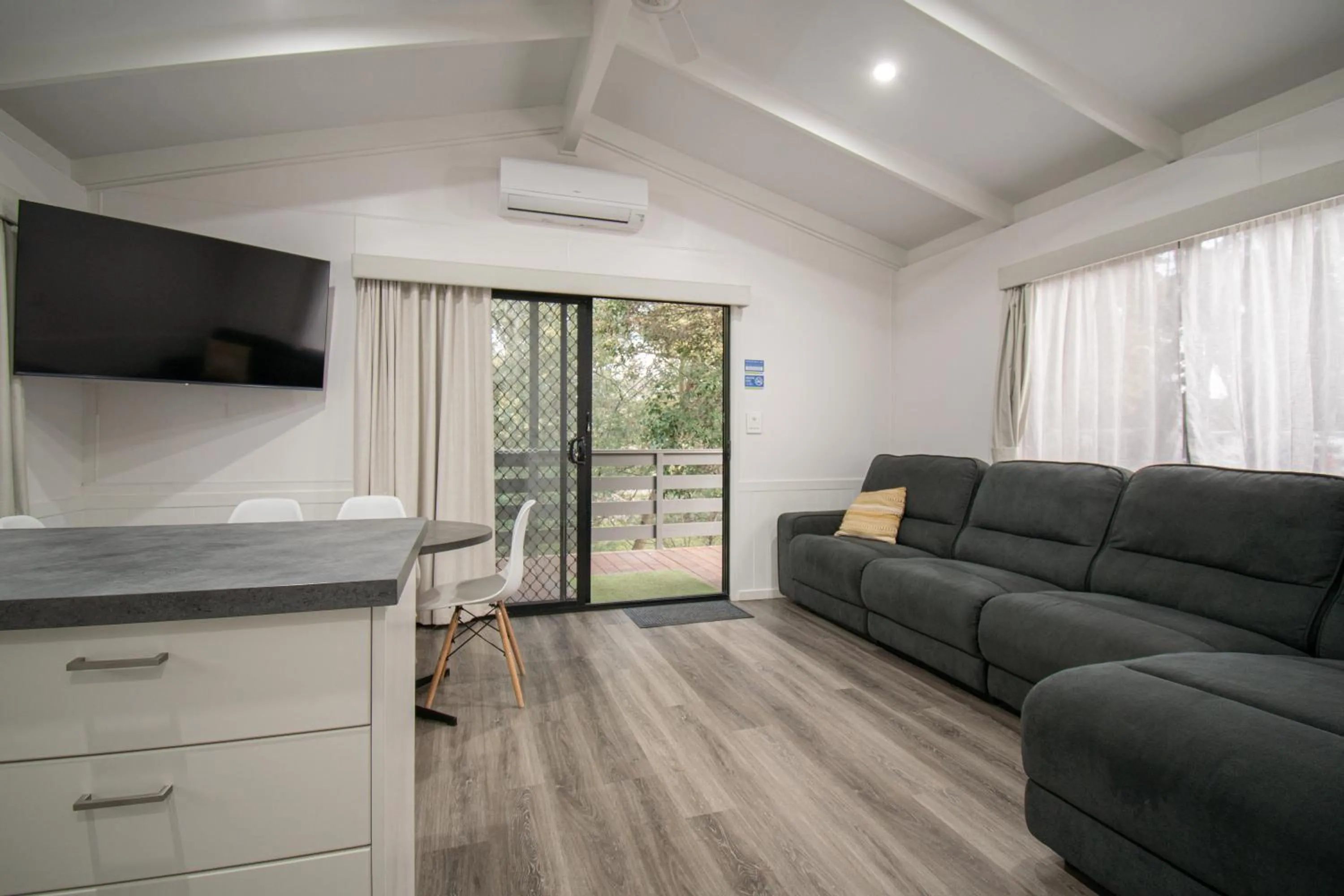 BIG4 Tiny Away Escape at Seymour Riverside