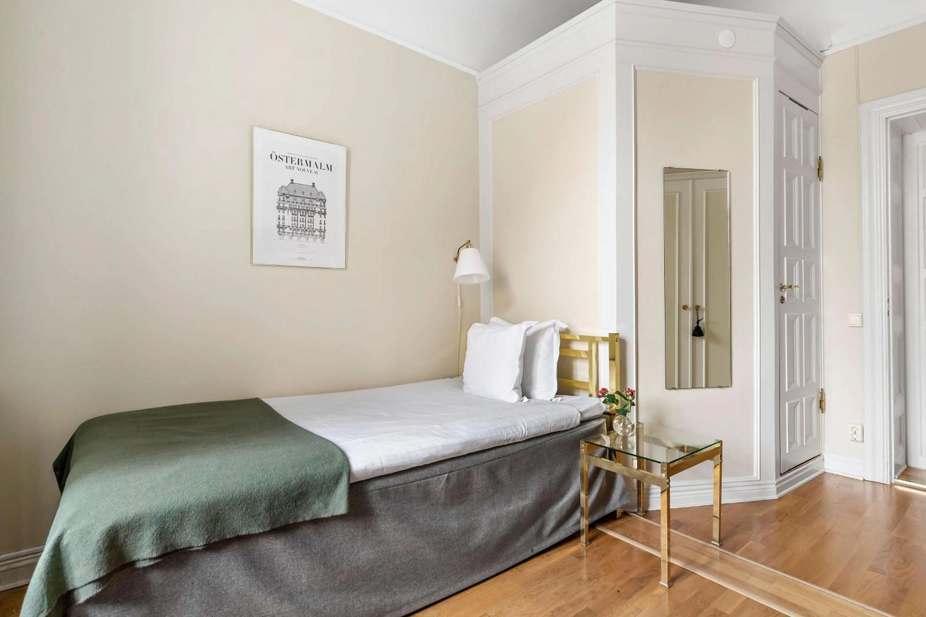 Bed in Hotel Esplanade, BW Signature Collection