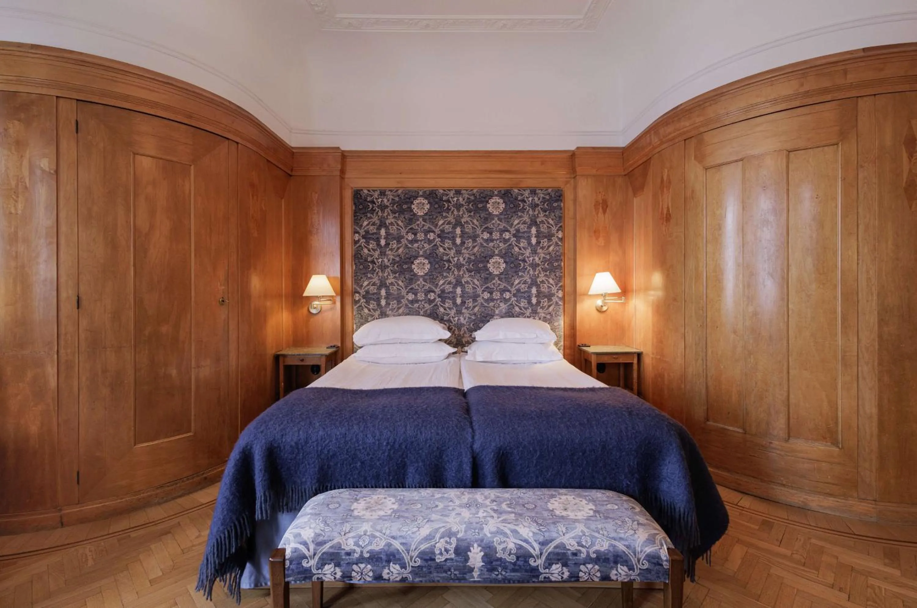 Photo of the whole room, Bed in Hotel Esplanade, BW Signature Collection