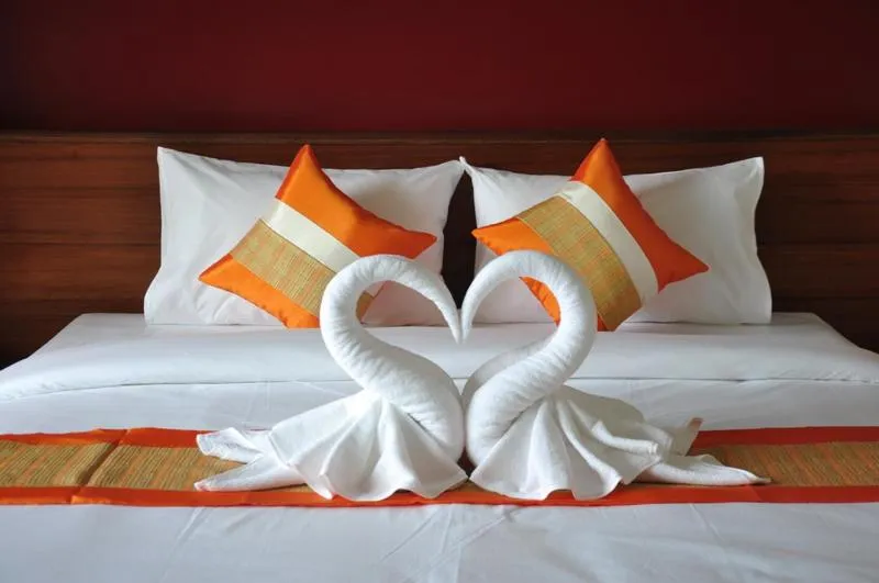 Bed in Samui Honey Tara Villa Residence