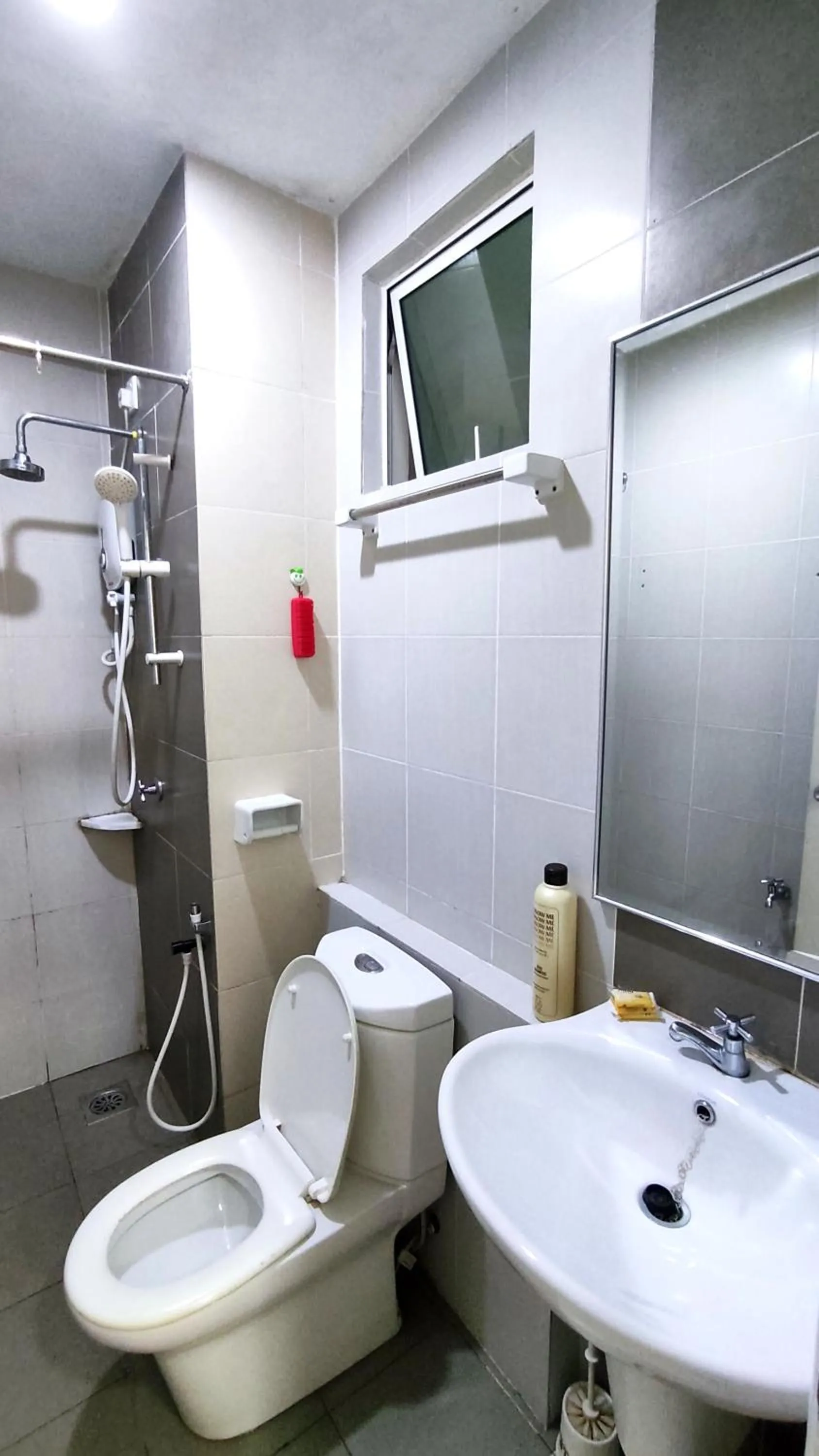 Toilet in Cahaya Qaira Homestay @ D'Perdana Kota Bharu