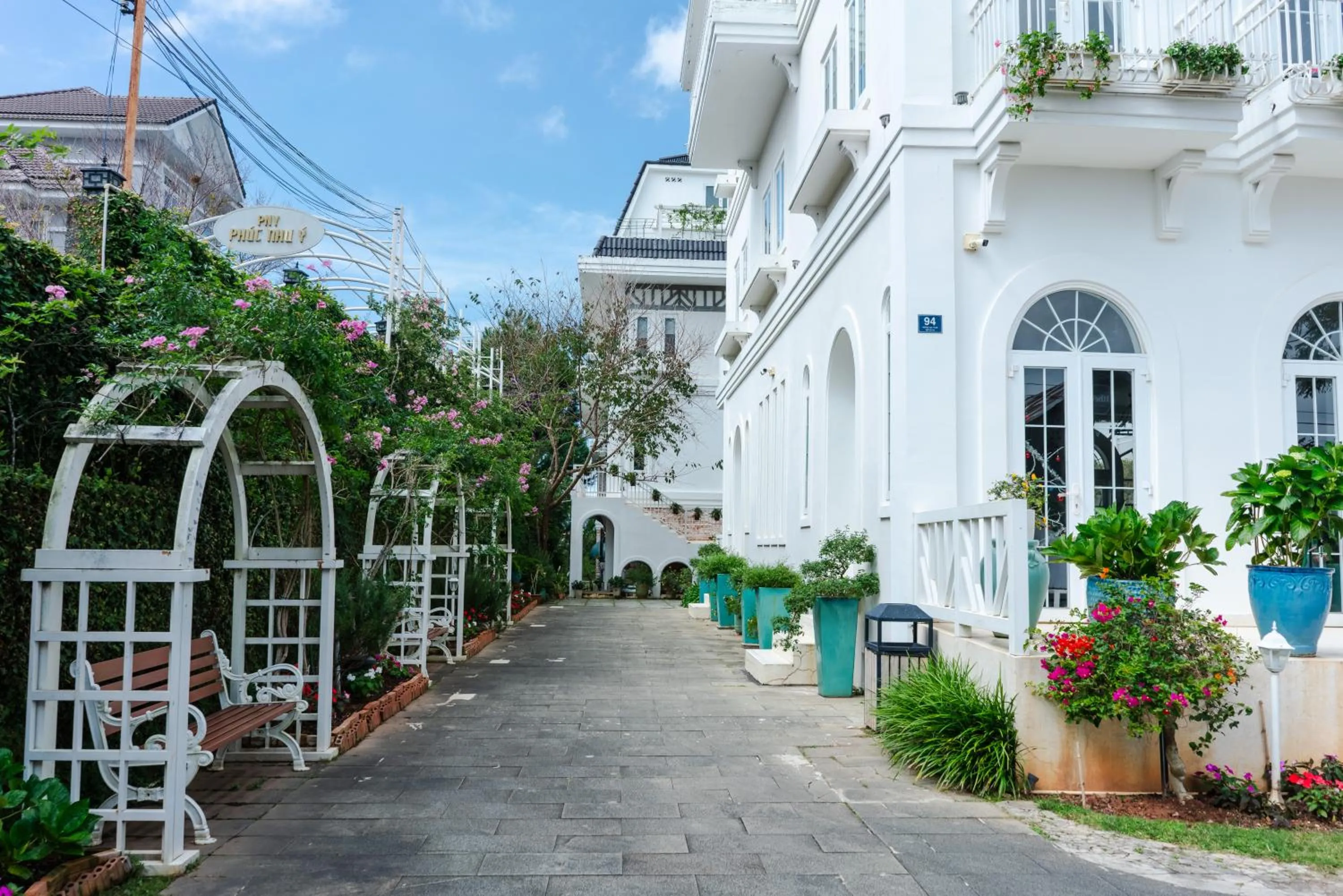 Property building in Dalat De Charme Village