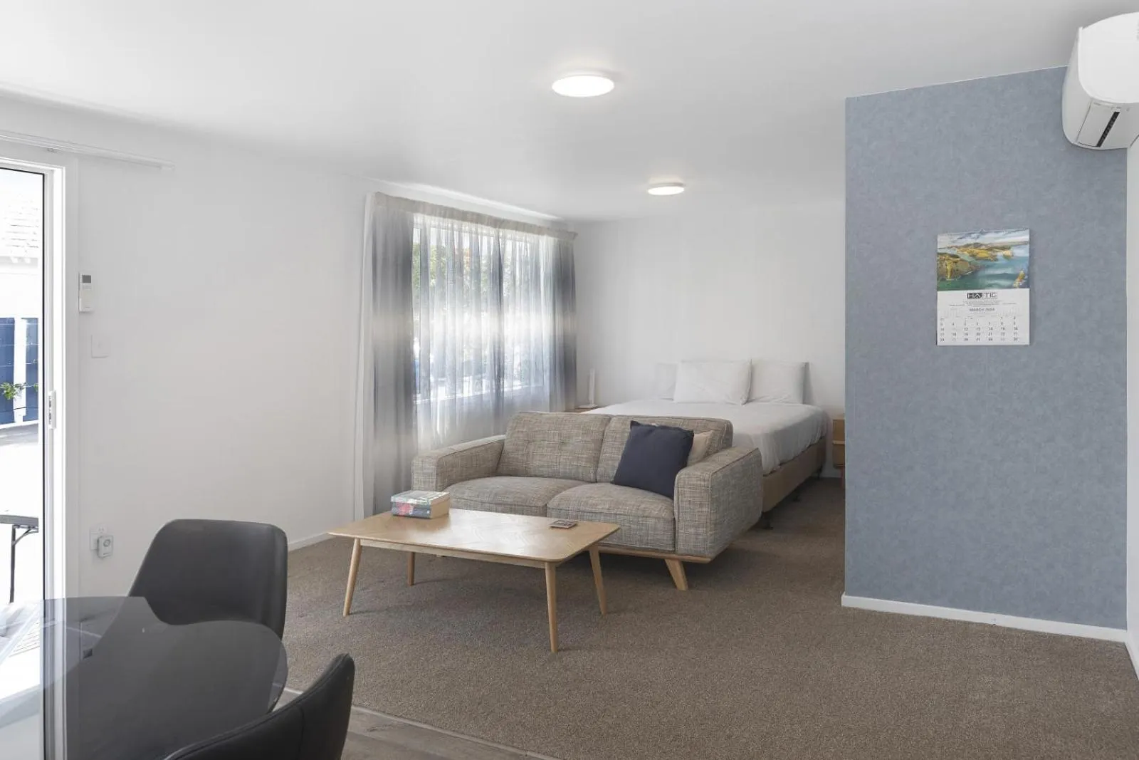 Living room in The Adelphi