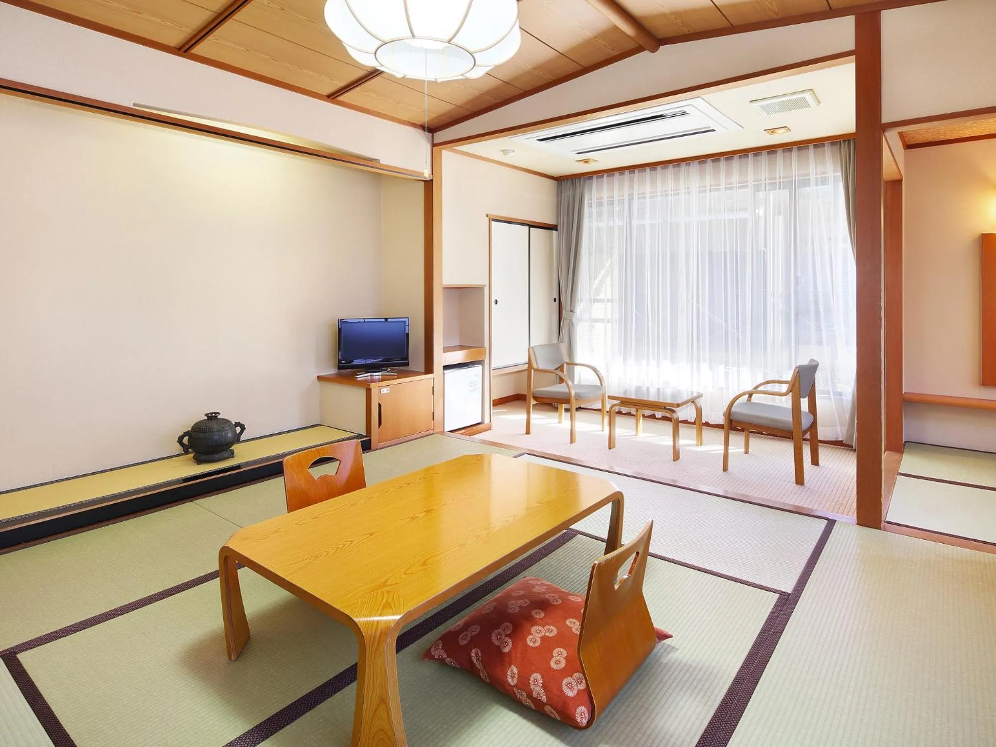 Living room in Hakonenomori Okada