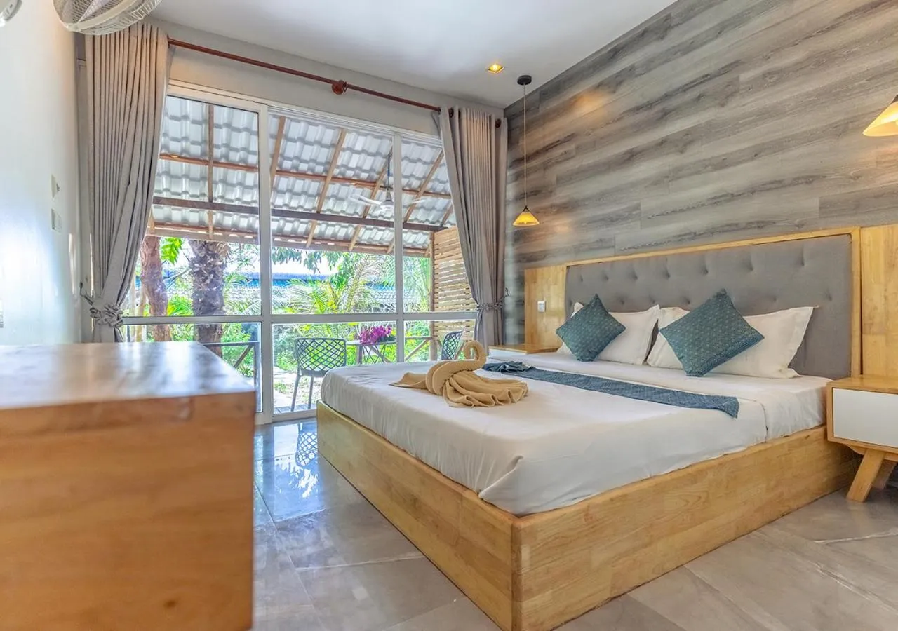 View (from property/room), Bed in Sara Resort