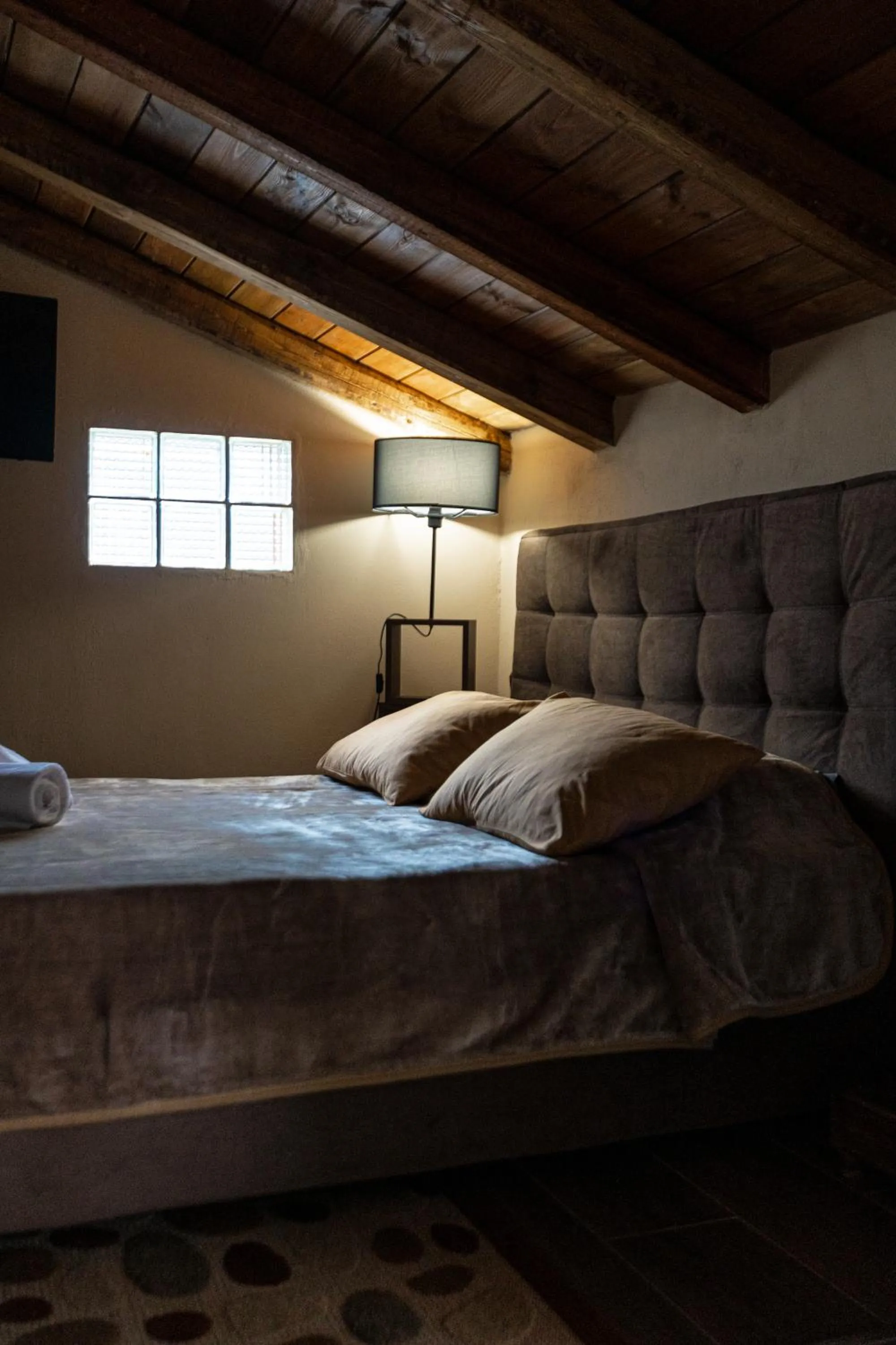 Bed in La Moara Boutique Hotel