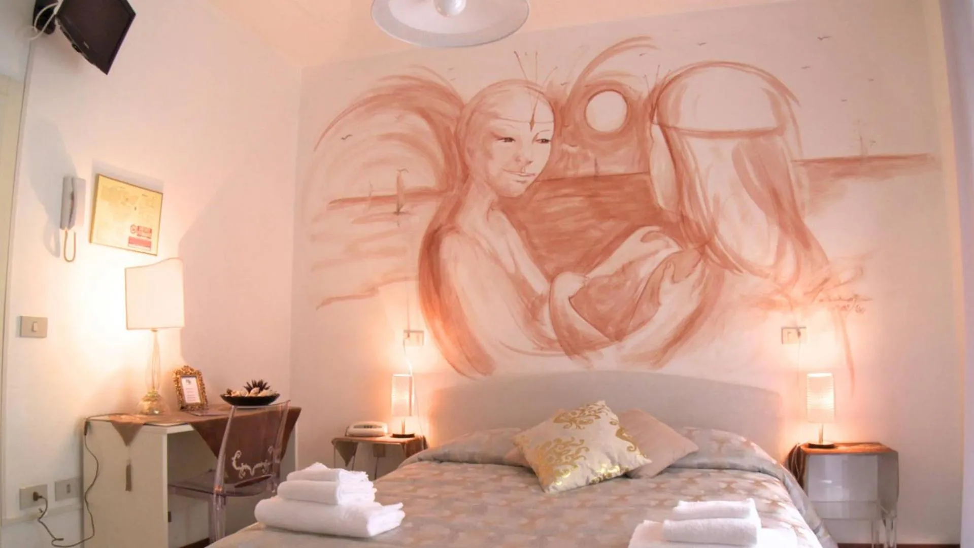 Photo of the whole room in Hotel Julia