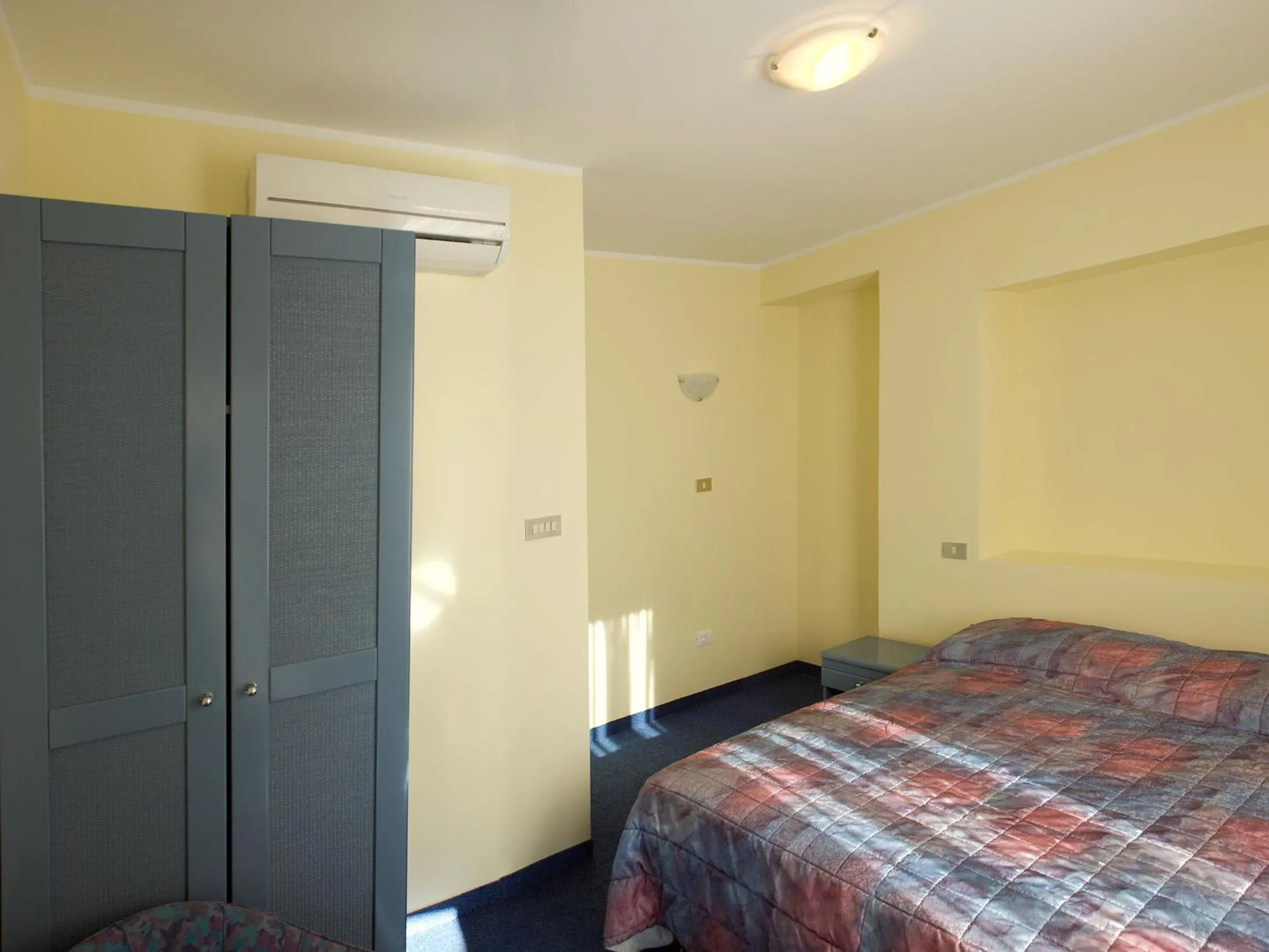Bed in Garni Hotel Siesta
