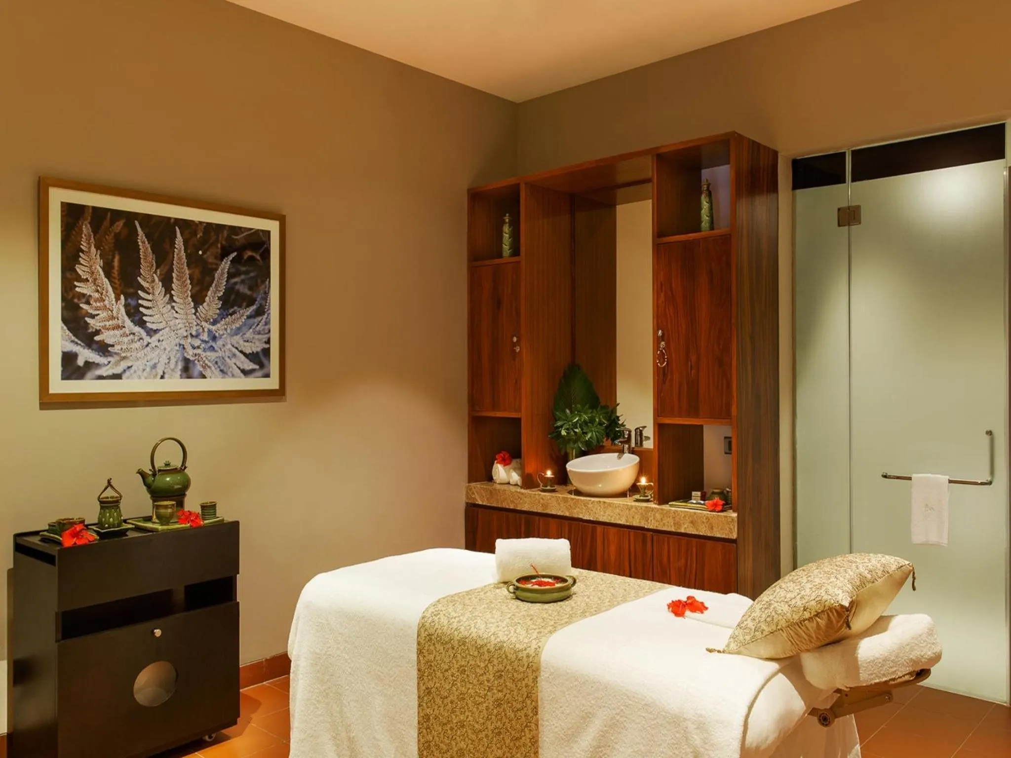 Massage in Taj Corbett Resort and Spa Uttarakhand