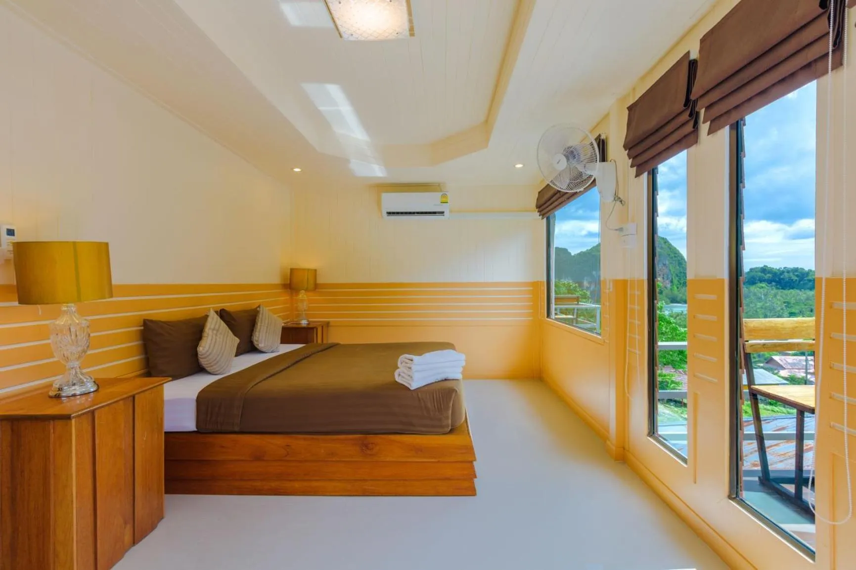 Balcony/Terrace, Bed in Railay Hilltop