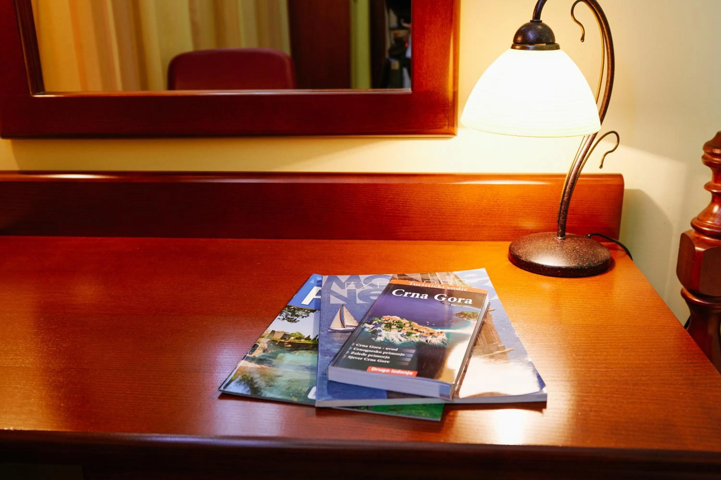 Decorative detail in Hotel Laguna