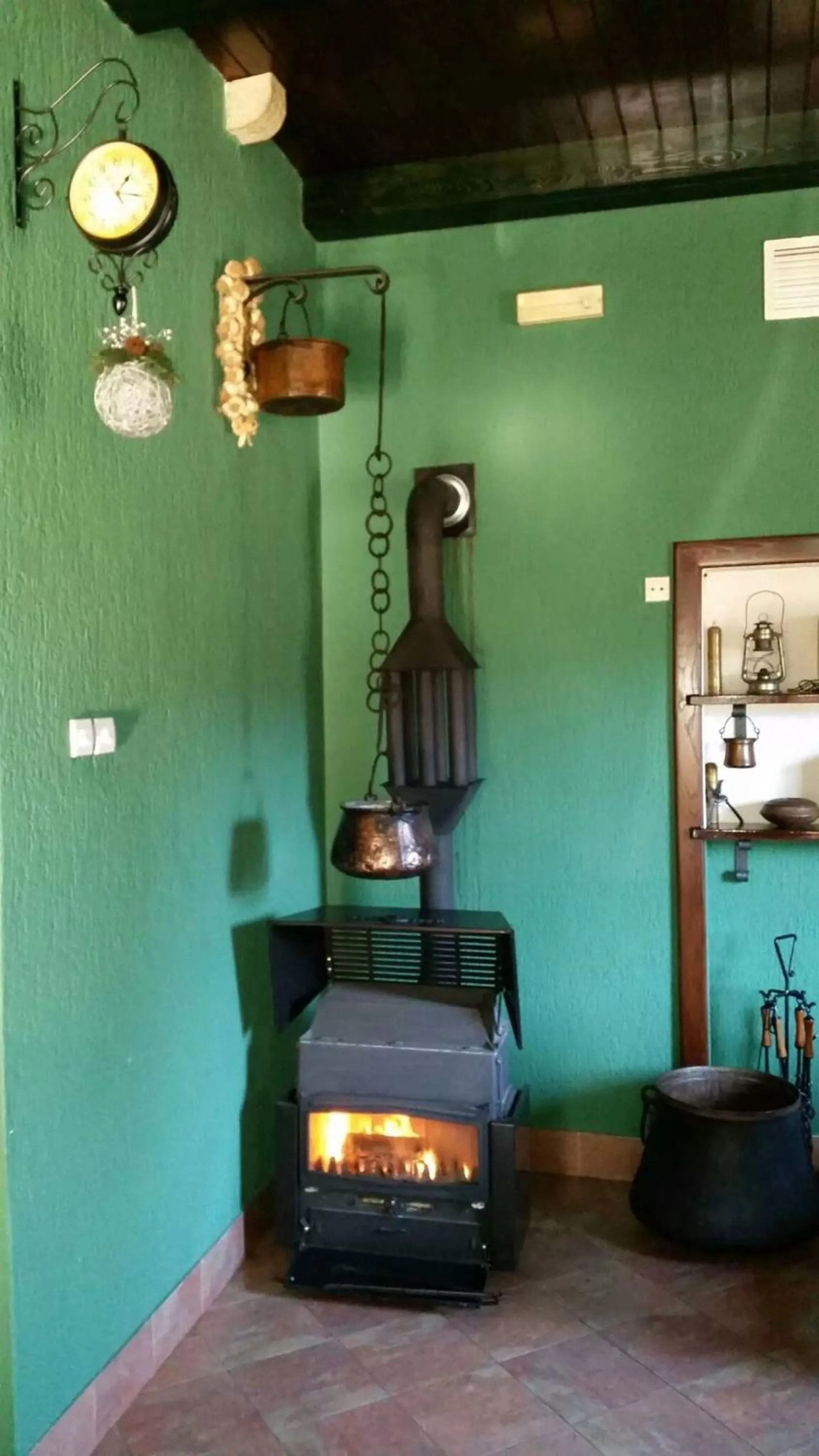 Decorative detail in Hotel Laguna