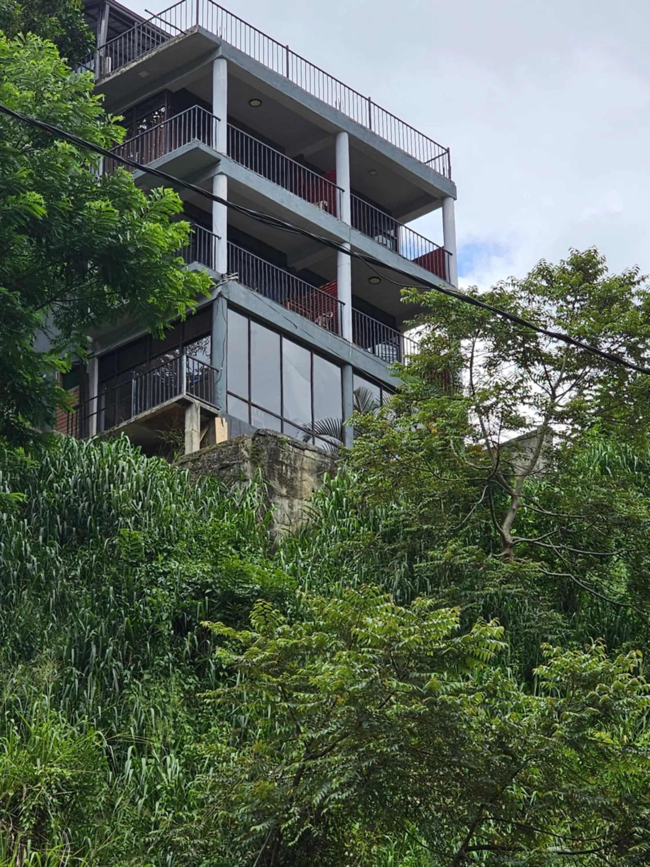 Property building in Viewfront Ella