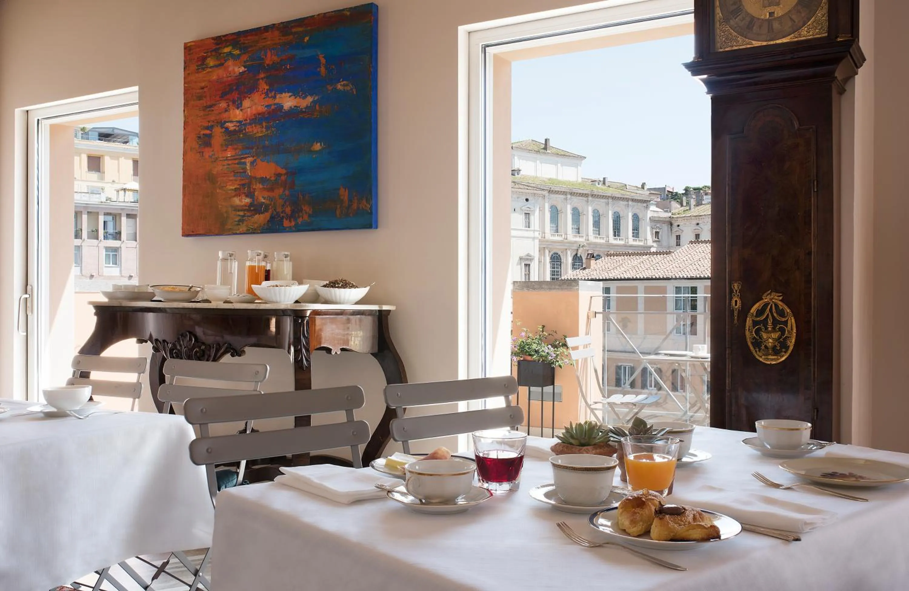 Continental breakfast in Palazzo Caruso