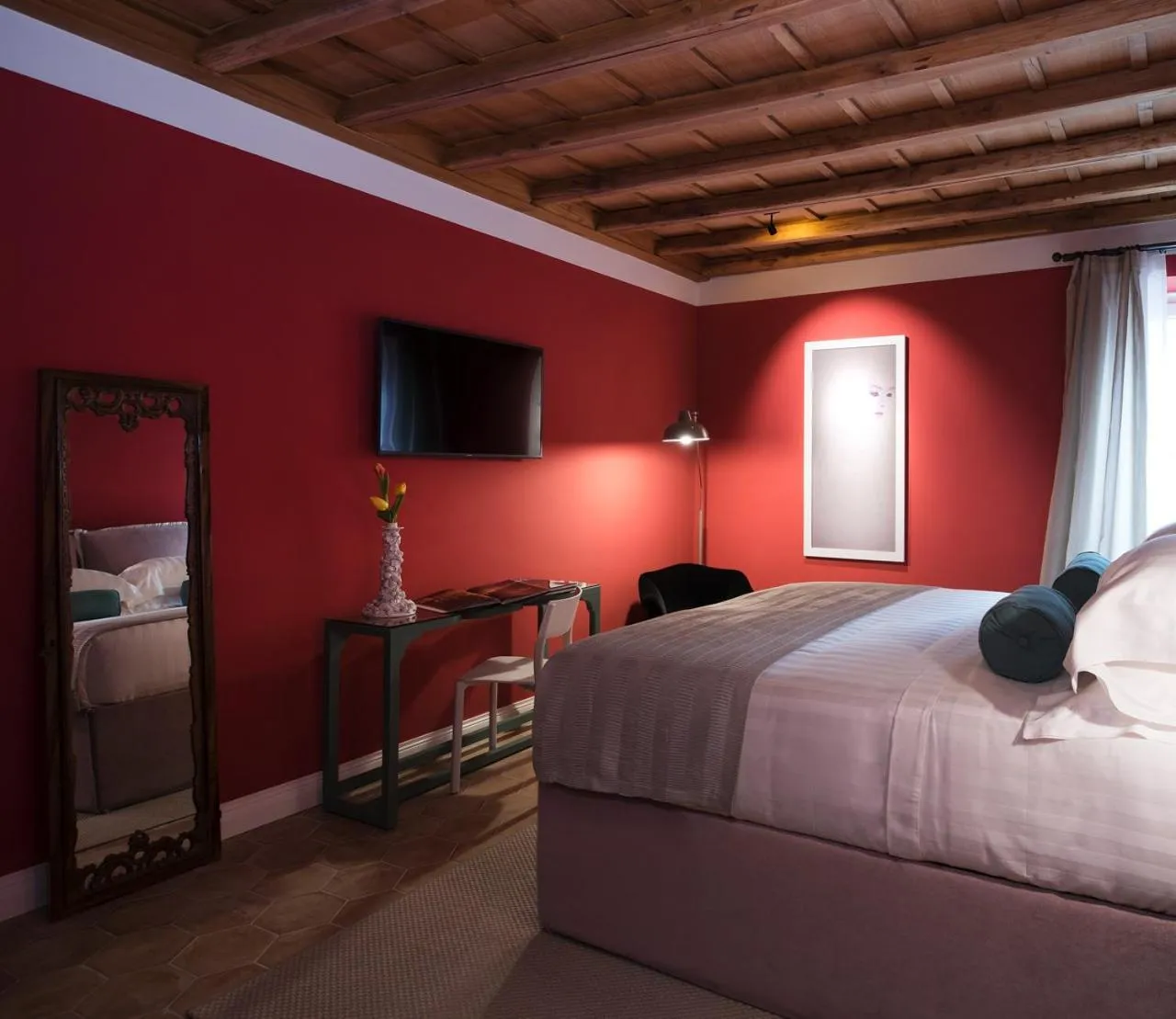 Bedroom, Bed in Palazzo Caruso