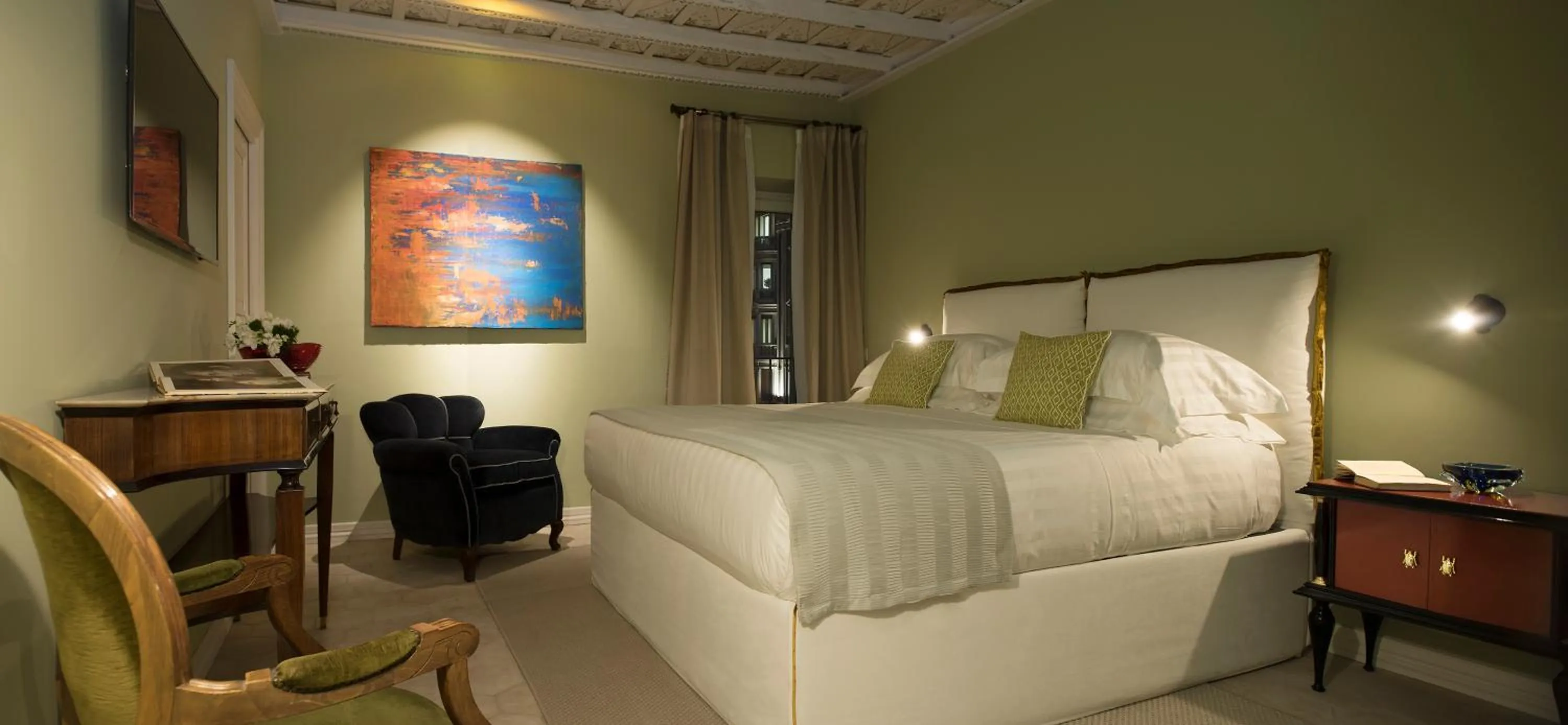 Bed in Palazzo Caruso