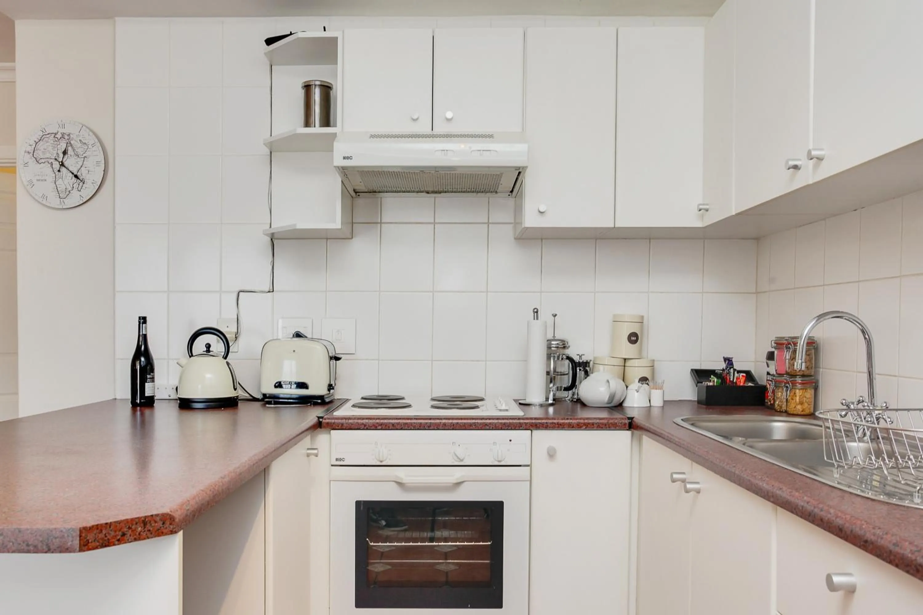 Kitchen or kitchenette in Derwent House