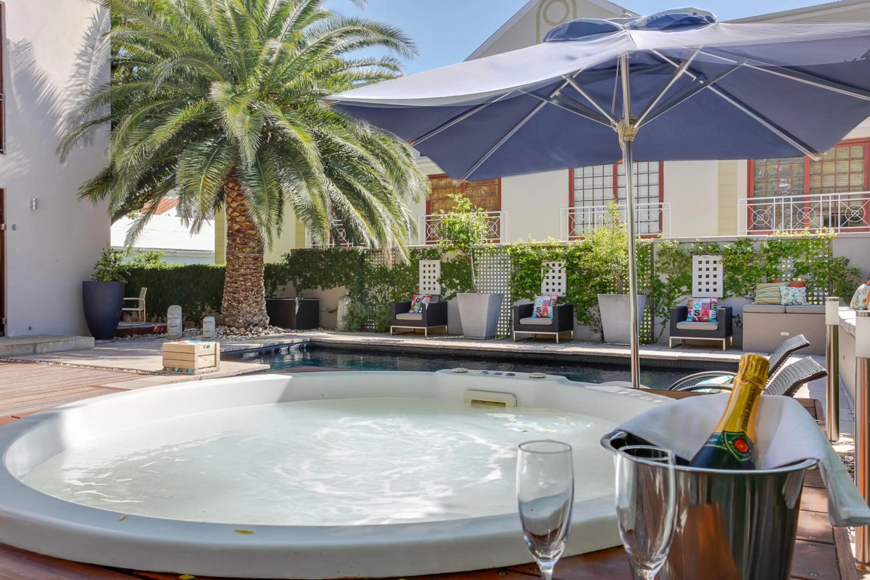 Swimming pool in Derwent House