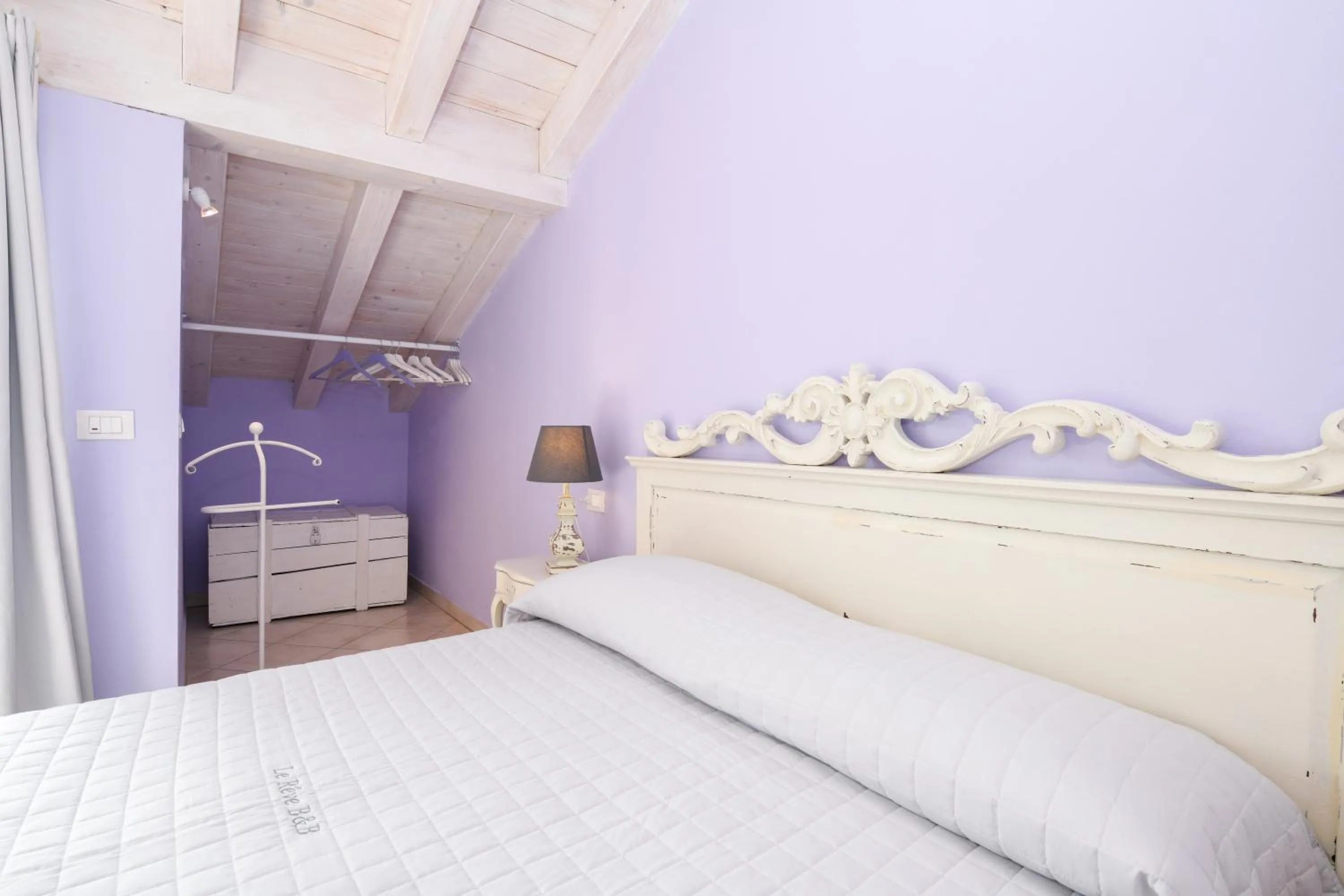 Bed in Le Rêve - Lake view rooms