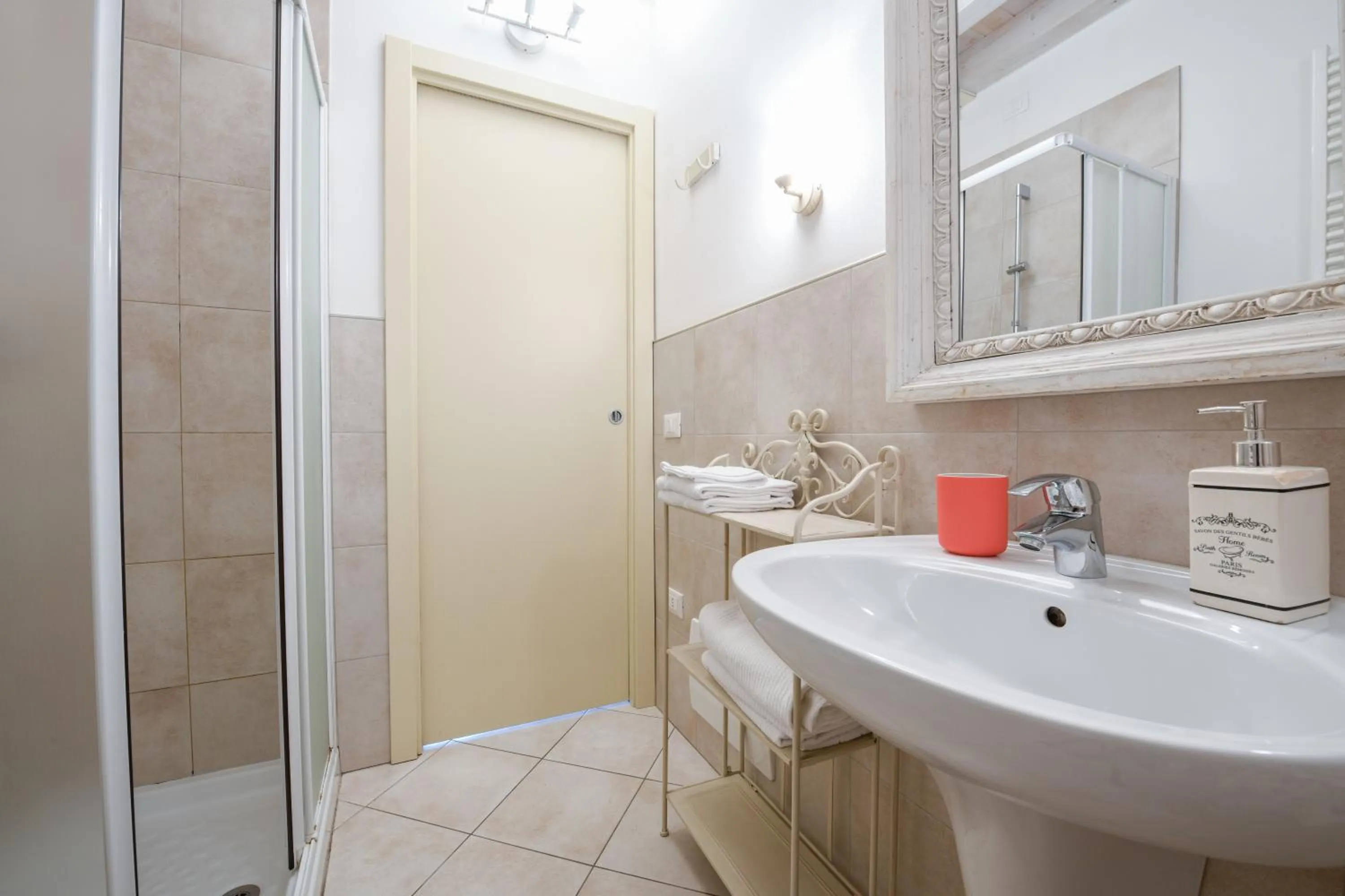 Le Rêve - Lake view rooms