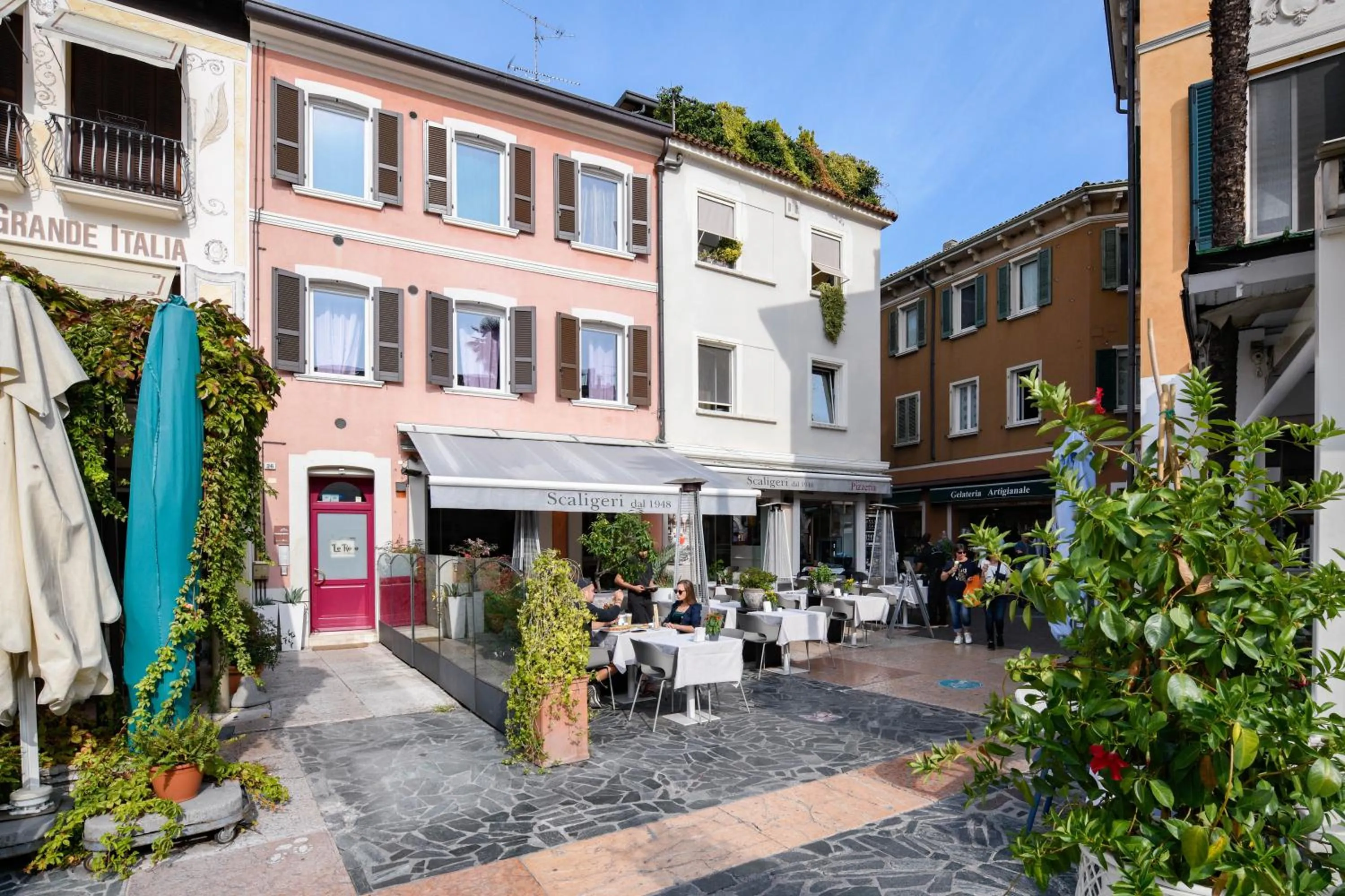 Le Rêve - Lake view rooms