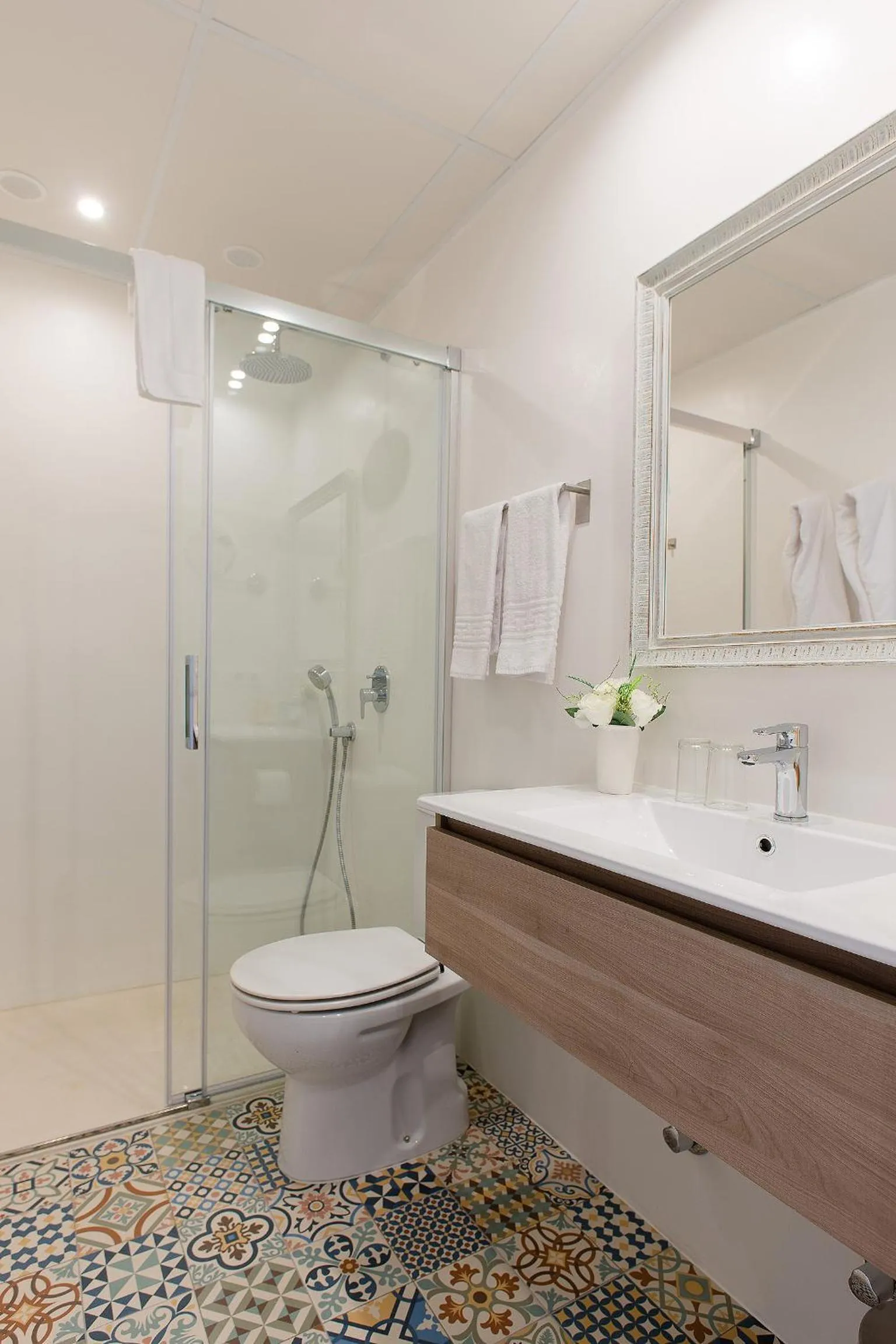 Bathroom in Hostal Menurka