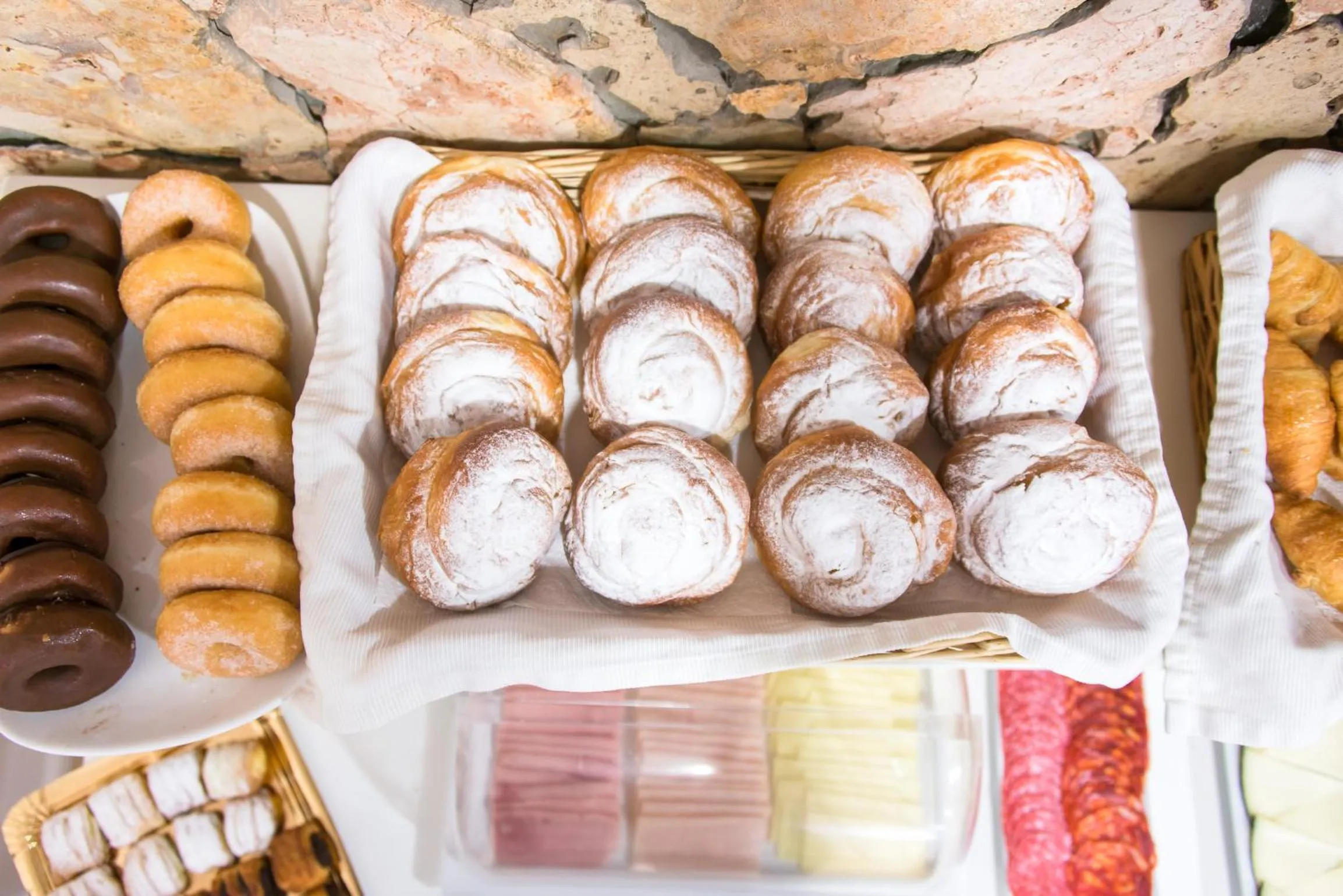 Breakfast in Hostal Menurka