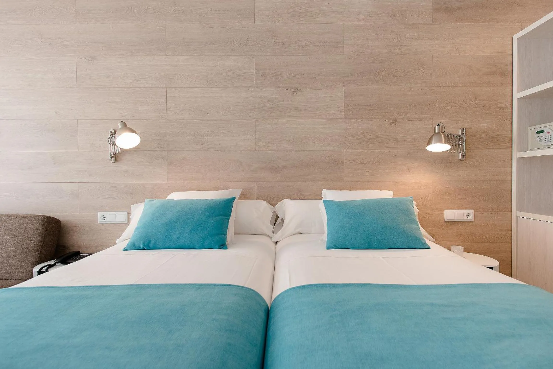 Bed in Hostal Menurka