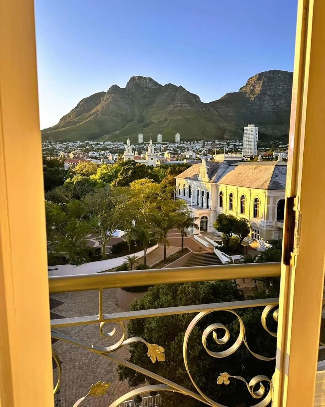 Landmark view in Cape Town Hollow Boutique Hotel