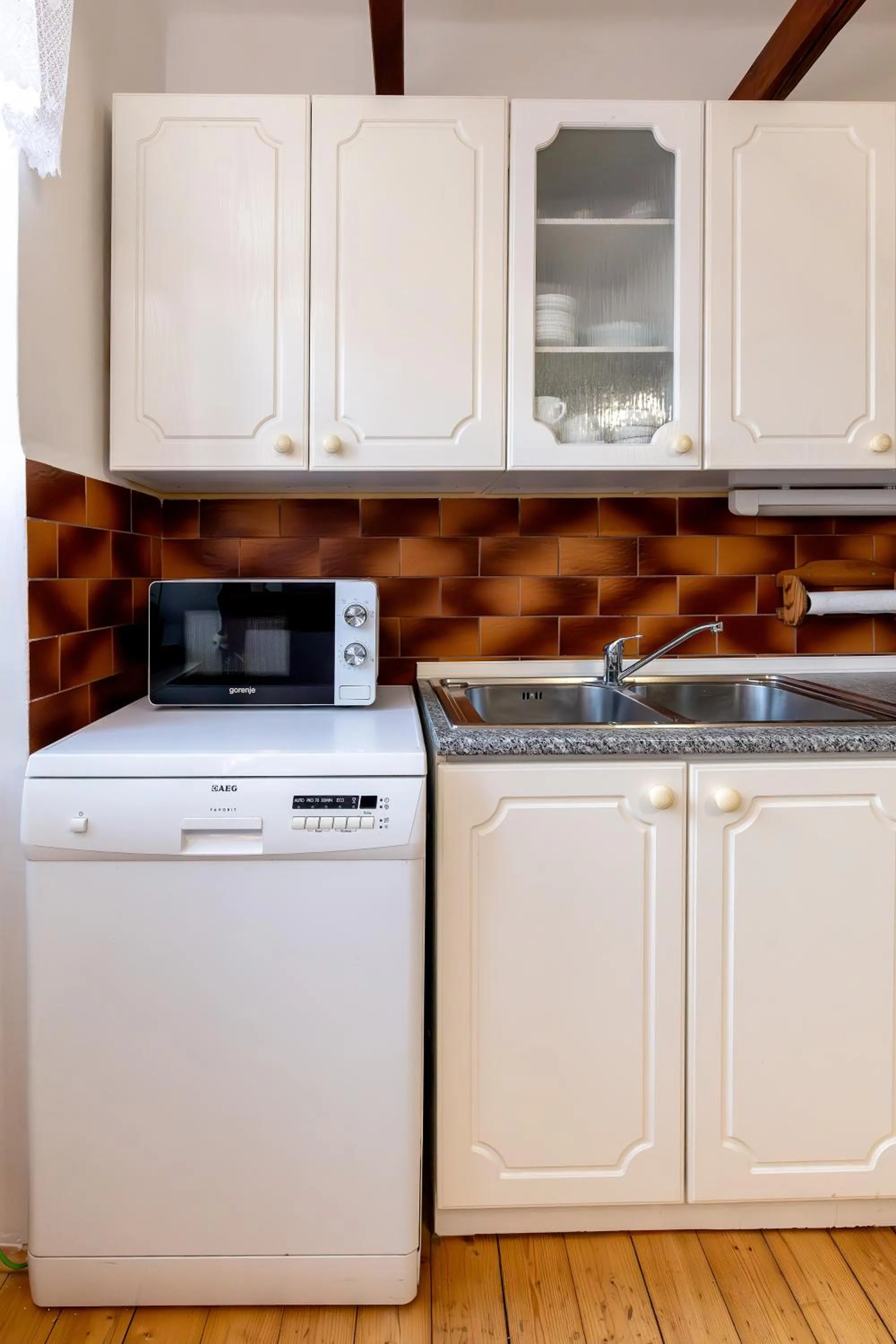 Communal kitchen in Pension Nostalgie - Minihotel