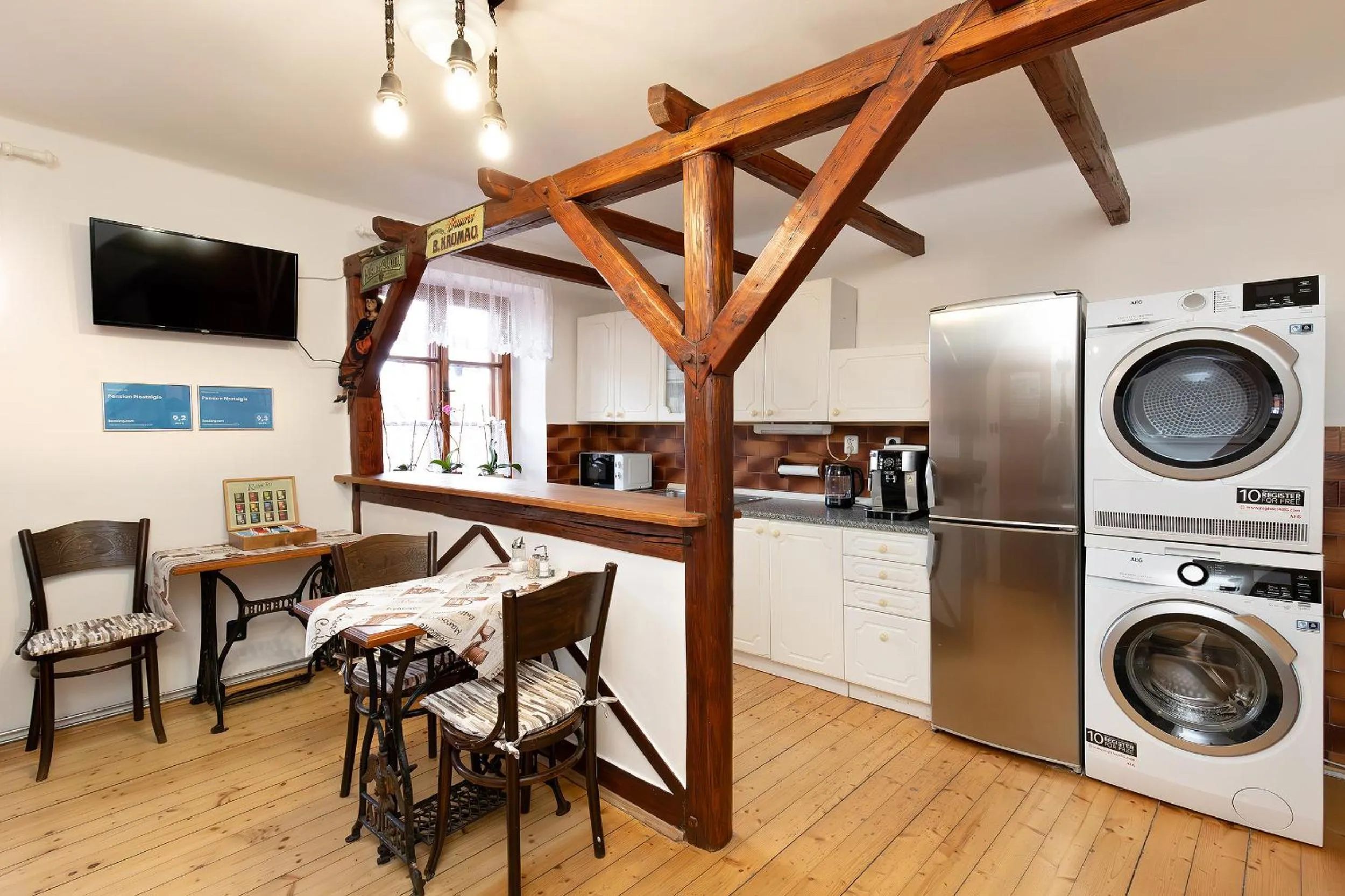 Communal kitchen in Pension Nostalgie - Minihotel