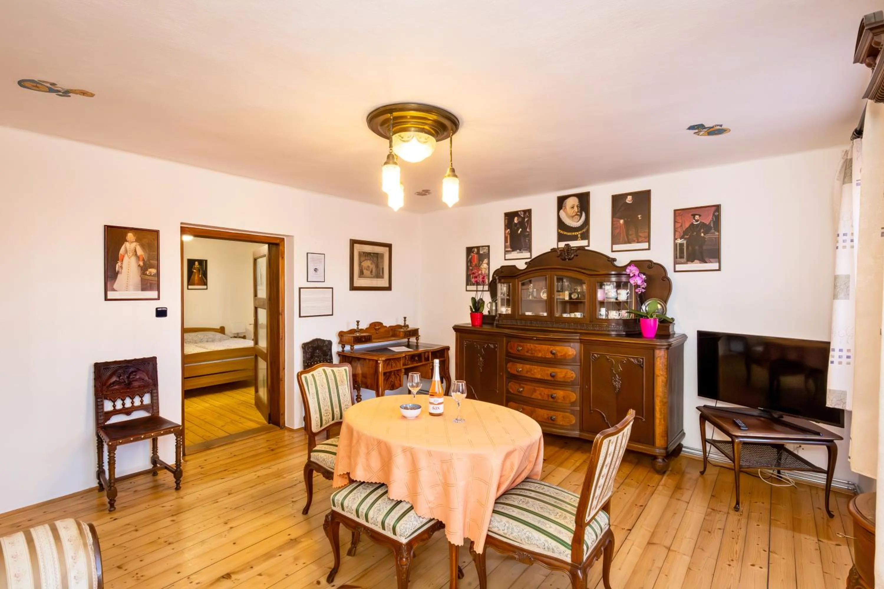 Living room in Pension Nostalgie - Minihotel