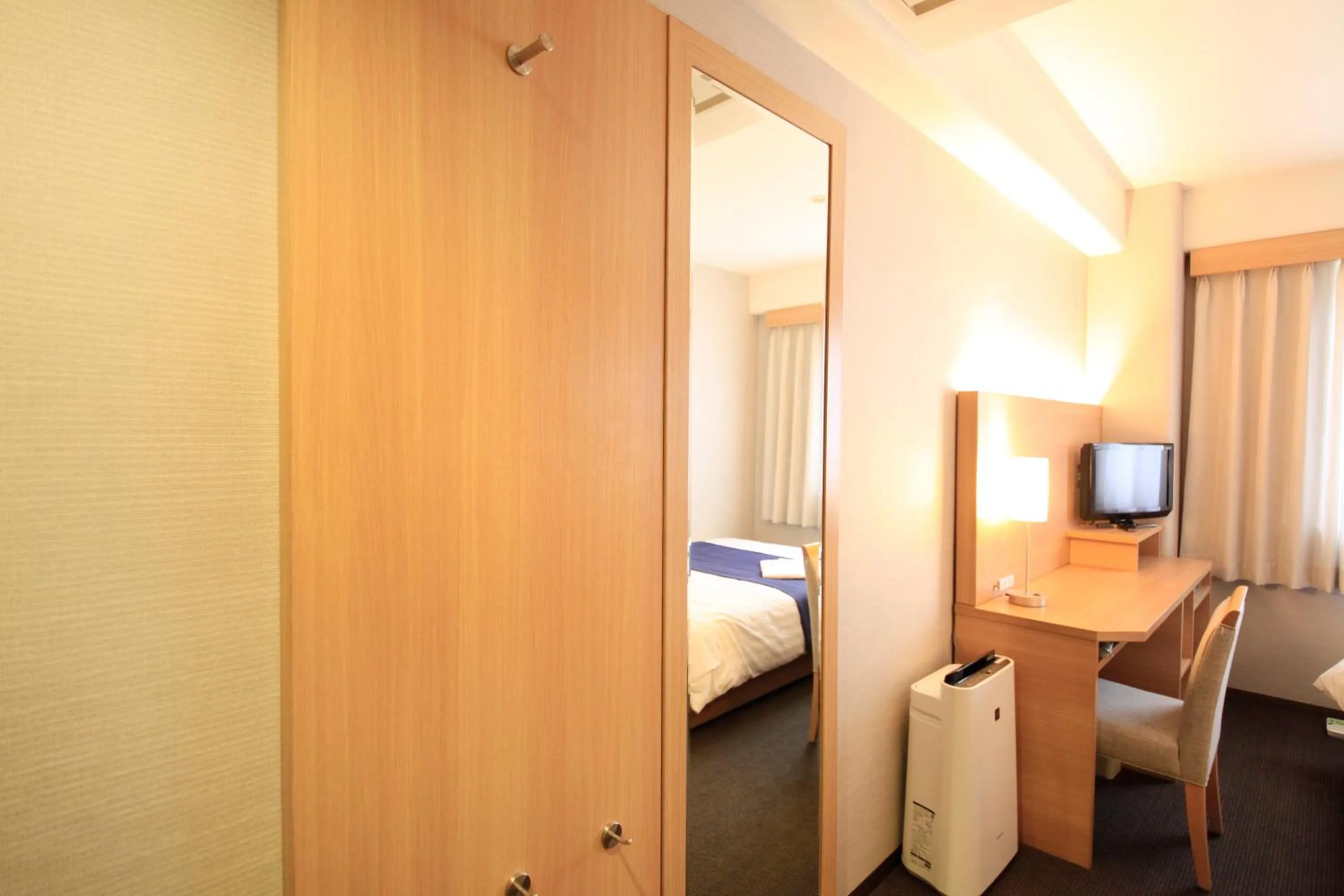 Bed in Shonandai Daiichi Hotel Fujisawa Yokohama