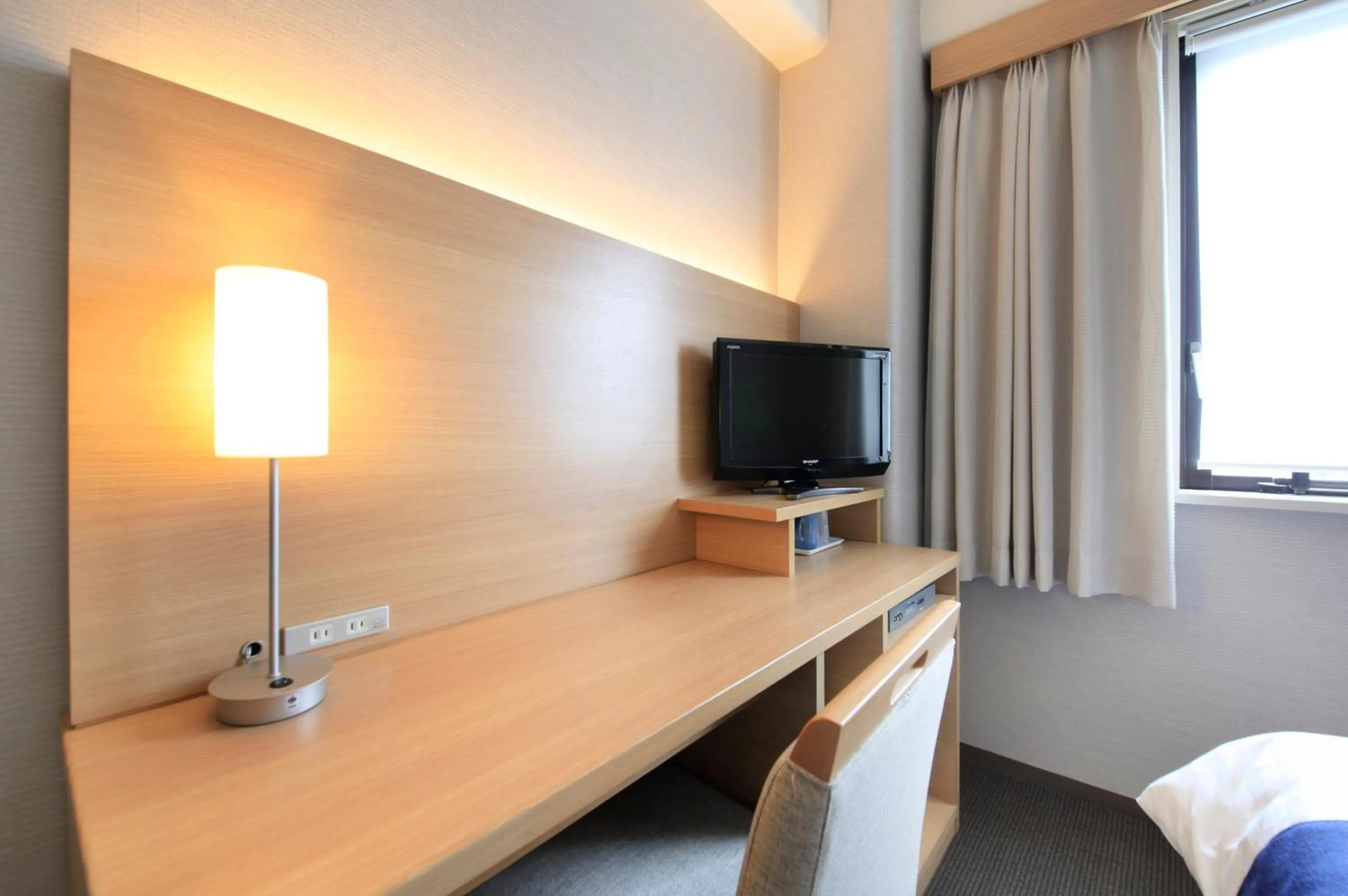 Bed in Shonandai Daiichi Hotel Fujisawa Yokohama