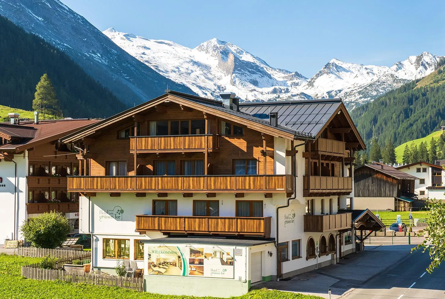Property building in Hotel zum grünen Tor