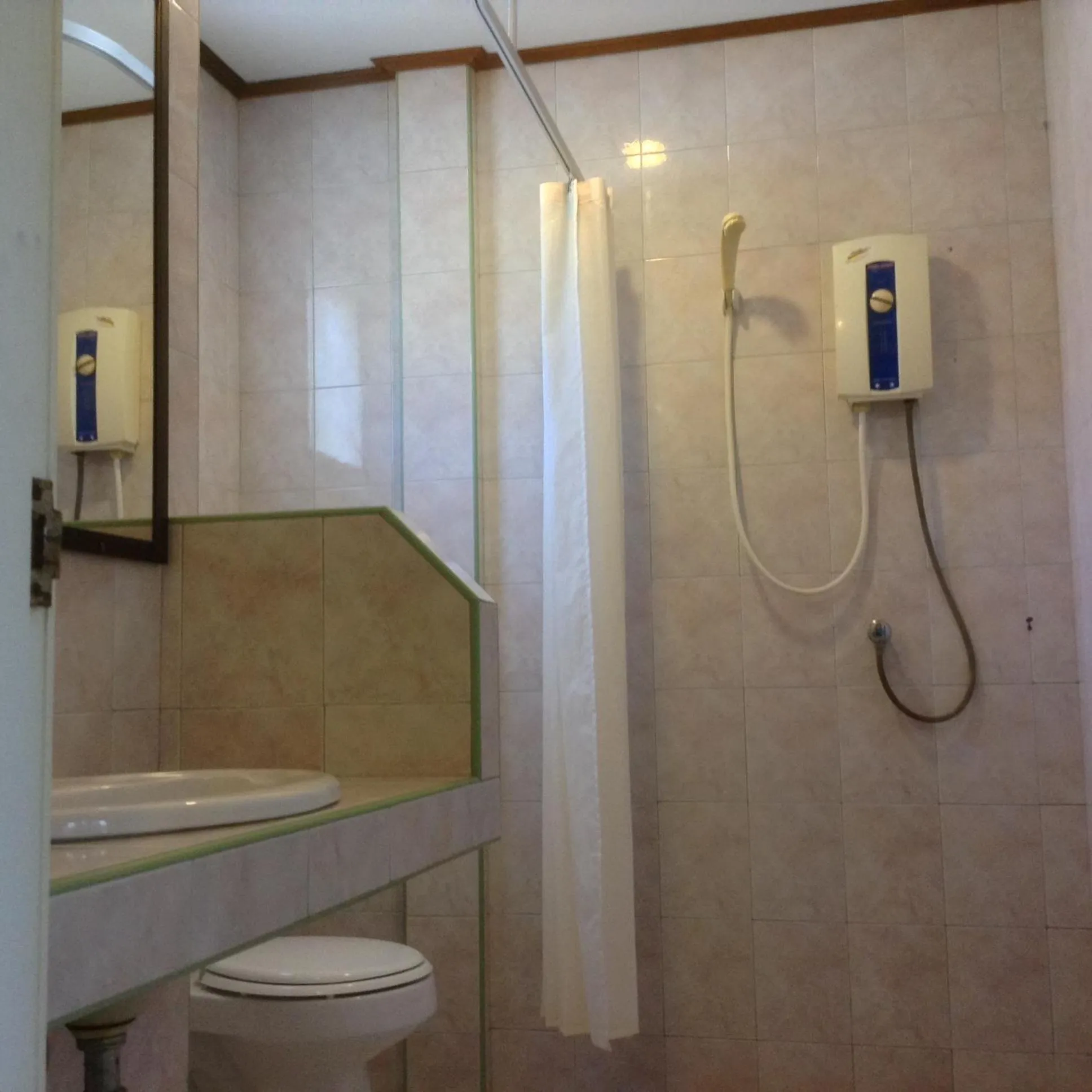 Shower in Marina Beach Resort - SHA Extra Plus