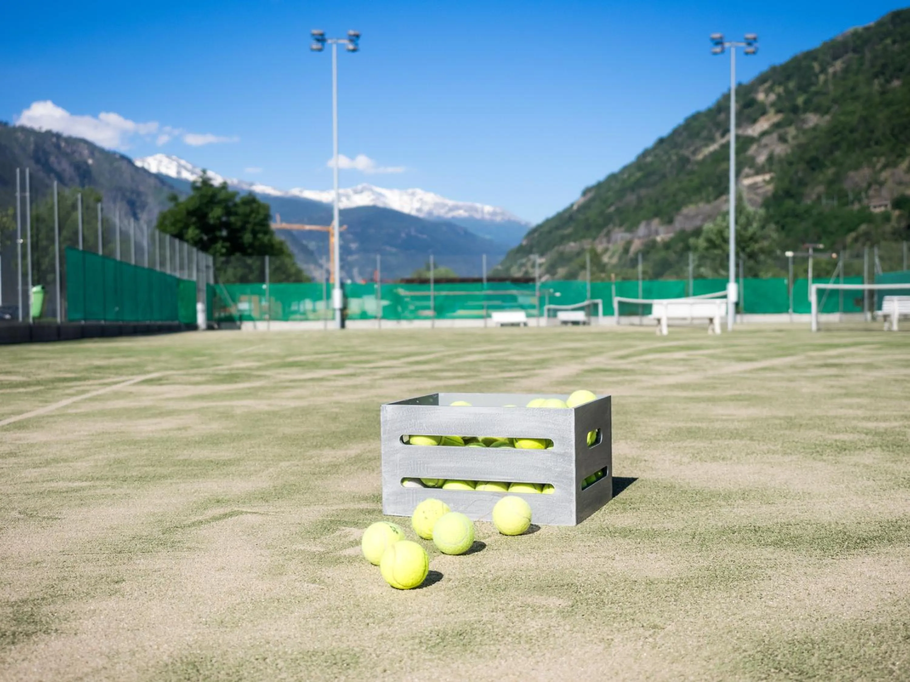 Table tennis in Hotel Olympica