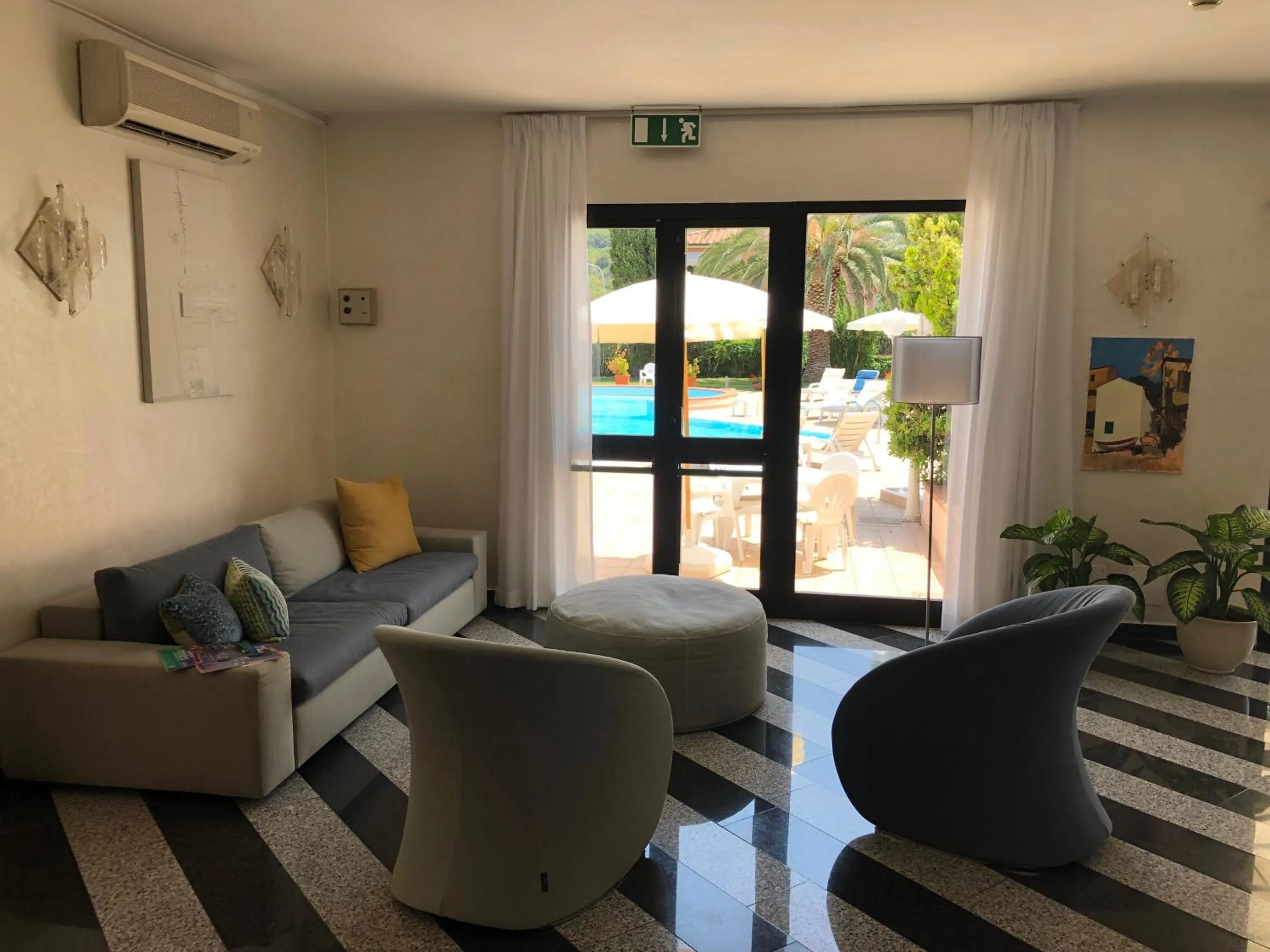 Living room in Arthotel Gabbiano Azzurro Due