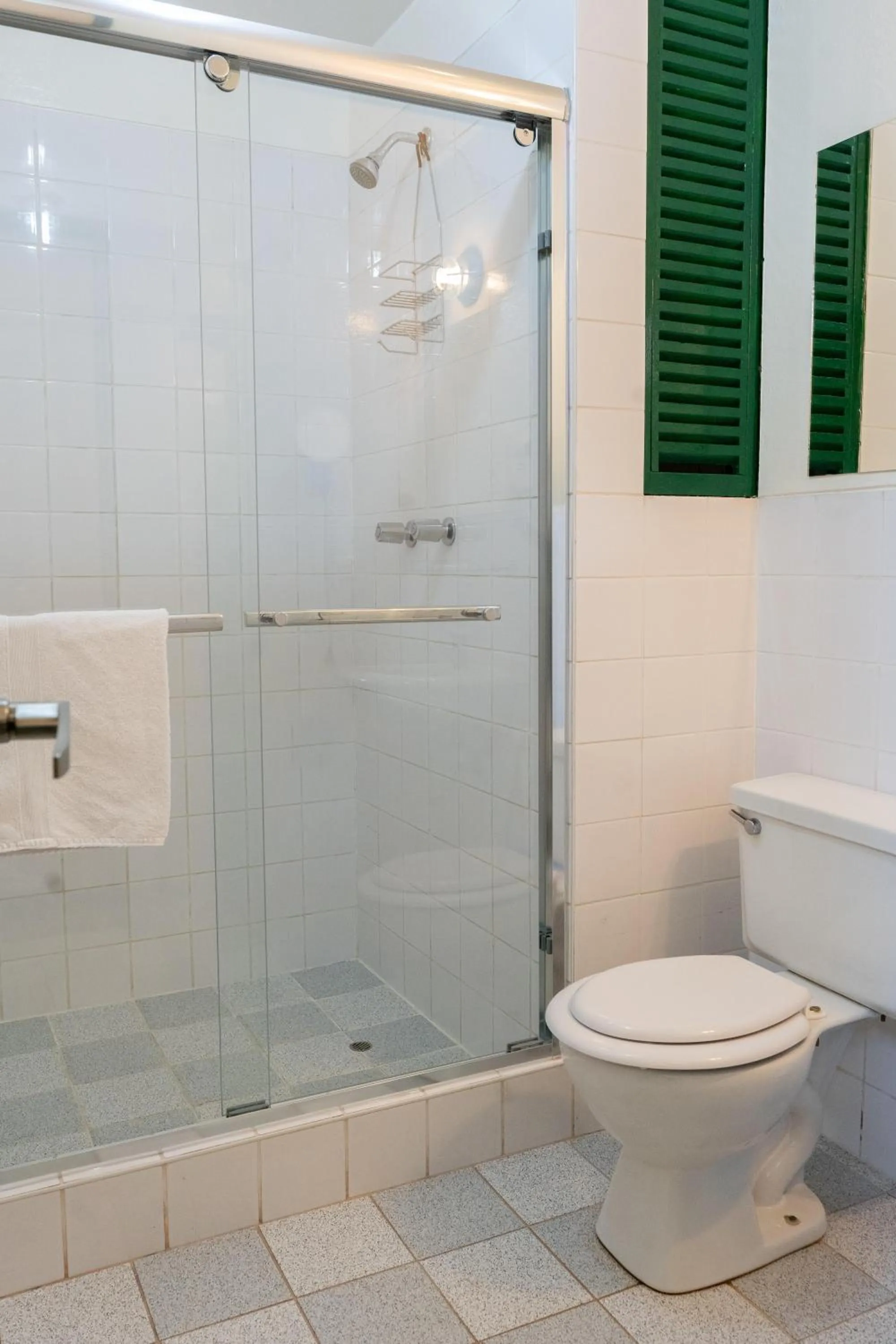 Shower in Hostal Corihuasi