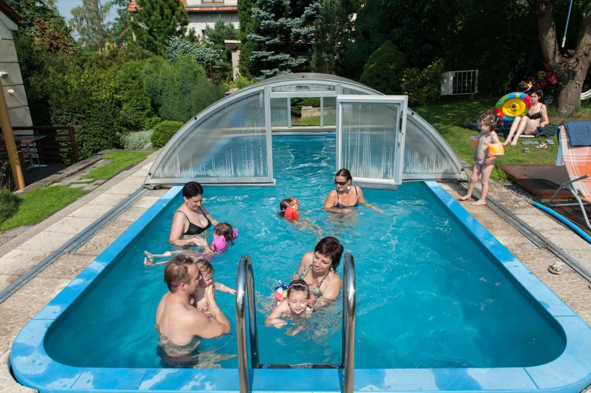 Swimming pool in Hotel Garni Pod Skalkou