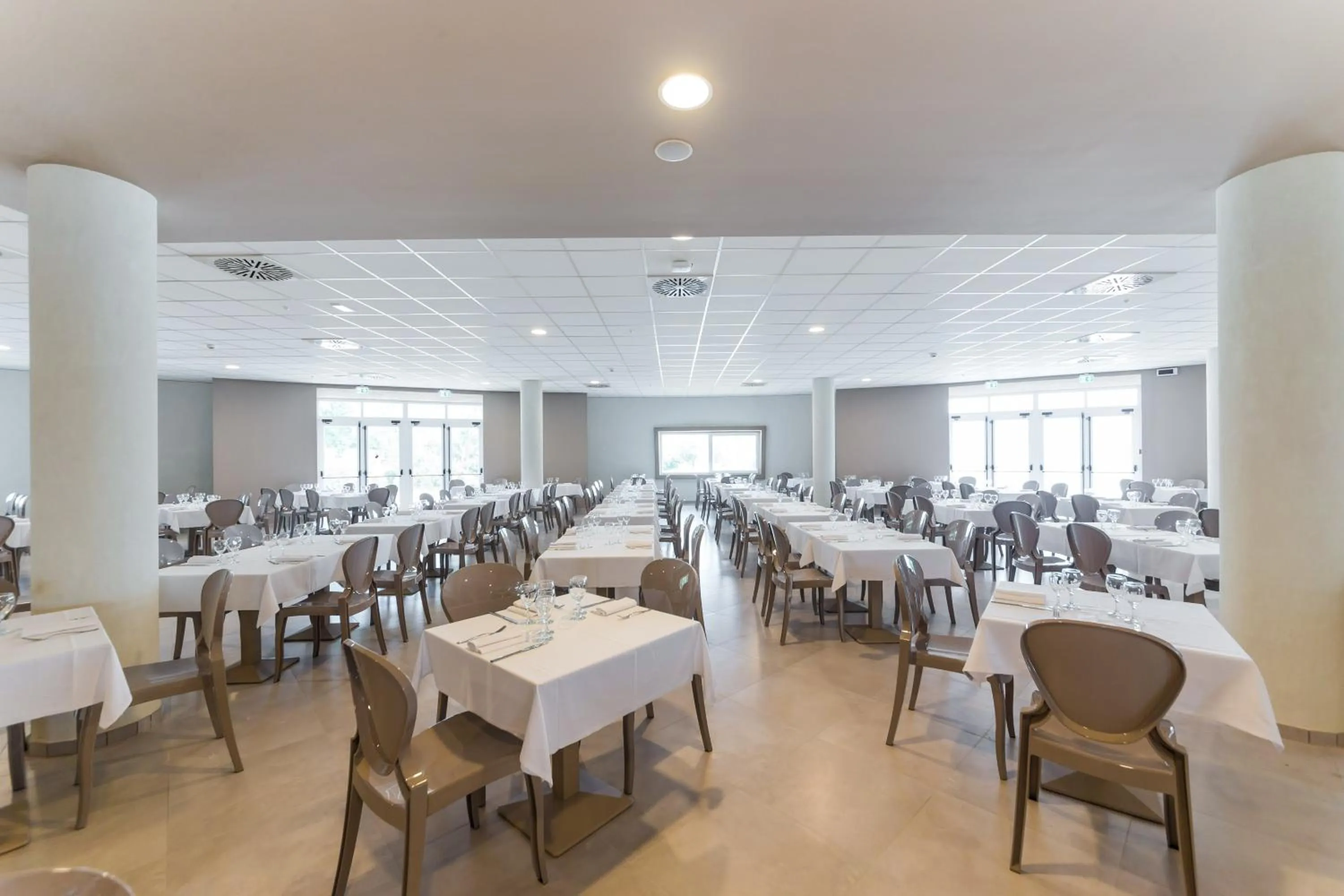 Restaurant/places to eat in Torre Cintola Greenblu Sea Emotions